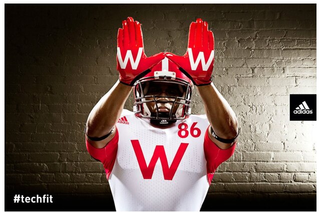 wisconsin badgers uniforms