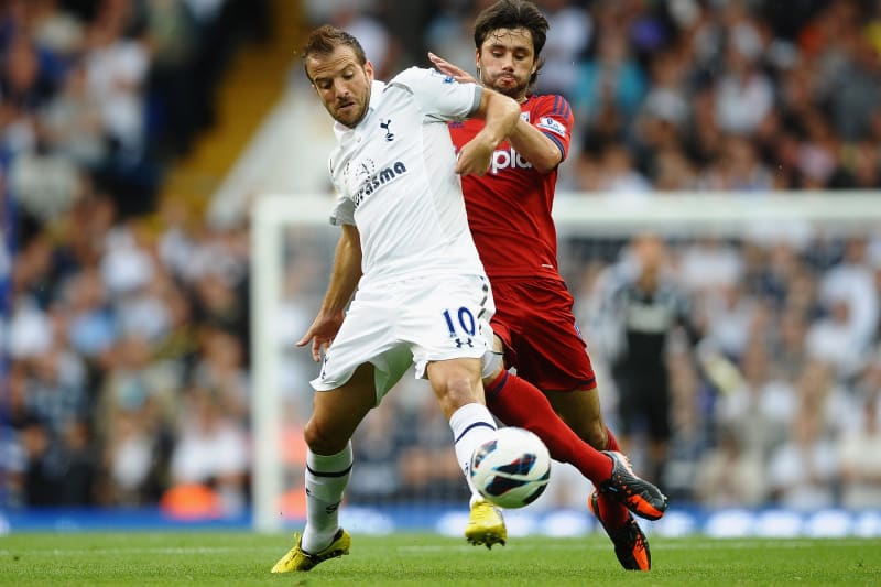 Rafael Van Der Vaart Set To Leave Tottenham For Hamburg Bleacher Report Latest News Videos And Highlights