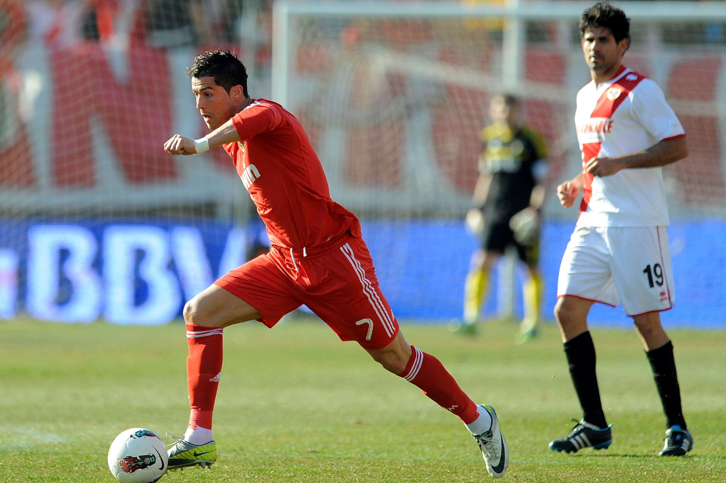 Rayo Vallecano Real Madrid Match Delayed As Fans Cut Power Bleacher Report Latest News Videos And Highlights