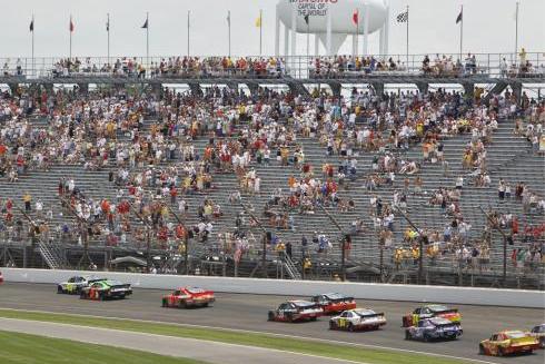Despite Nascar S Best Efforts Flagging Attendance Woes Continue Bleacher Report Latest News Videos And Highlights