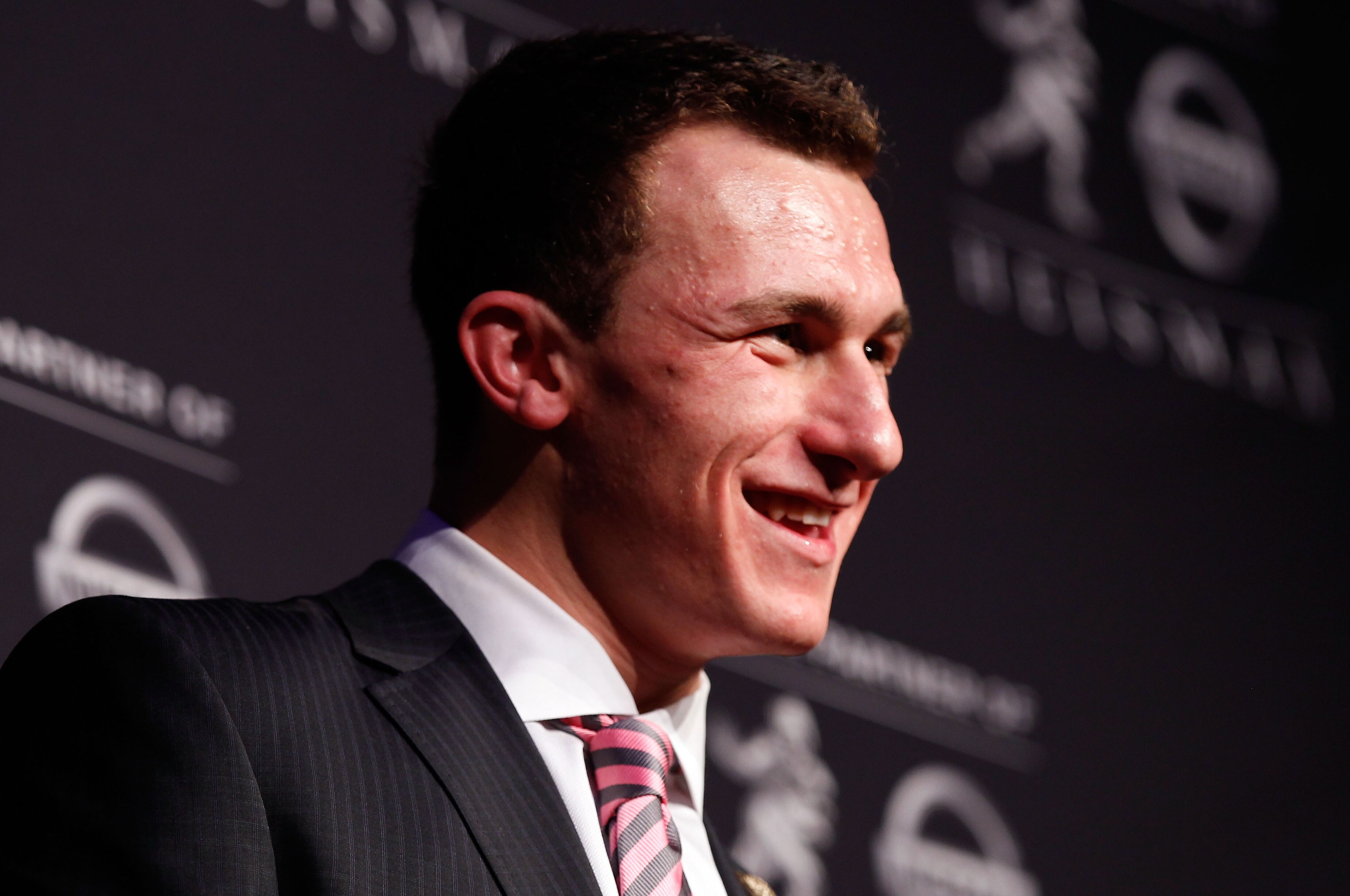 Why Texas A M S Johnny Manziel Has Captured America S Attention Bleacher Report Latest News Videos And Highlights Johnny manziel press conference recap (alliancefootballfocus.com). bleacher report