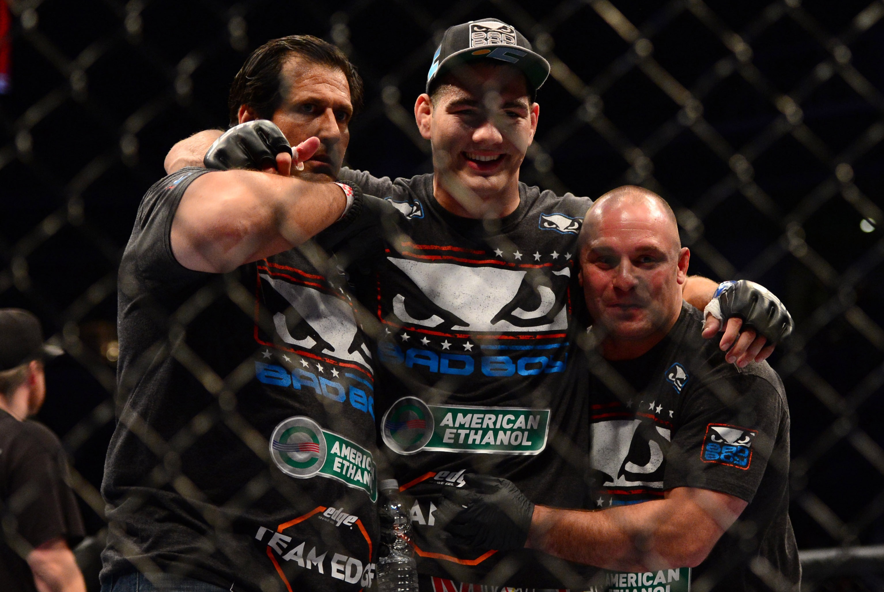 With Matt Serra Unavailable Chris Weidman S Father To Corner Him At Ufc 162 Bleacher Report Latest News Videos And Highlights