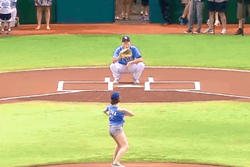 Carly Rae Jepsen Might Be The New Worst 1st Pitch Champion Bleacher Report Latest News Videos And Highlights (who was less on target, her or fellow pop princess mariah carey?). carly rae jepsen might be the new