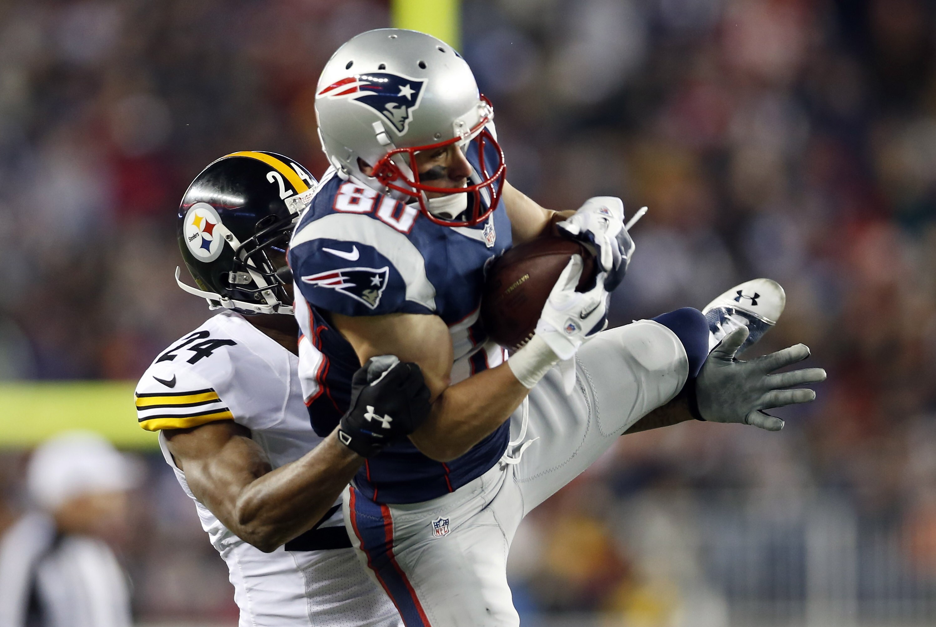 Danny Amendola Proving Receivers Can Be An Instant Hit With The Patriots Bleacher Report Latest News Videos And Highlights