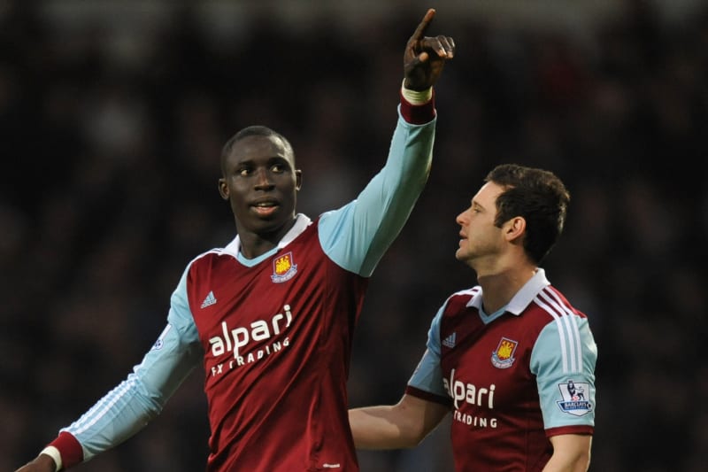 Gif Mohamed Diame Goal Puts West Ham United 1 0 Up Against Fulham Bleacher Report Latest News Videos And Highlights
