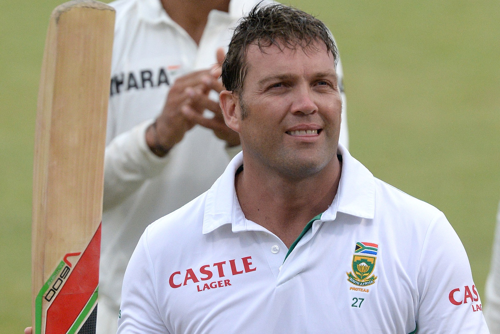 Watch Jacques Kallis Makes Emotional Hundred For South Africa In Final Test Bleacher Report Latest News Videos And Highlights 2.5 weeks to go, kallis captioned the picture while sharing the picture of himself standing with his wife. jacques kallis makes emotional hundred