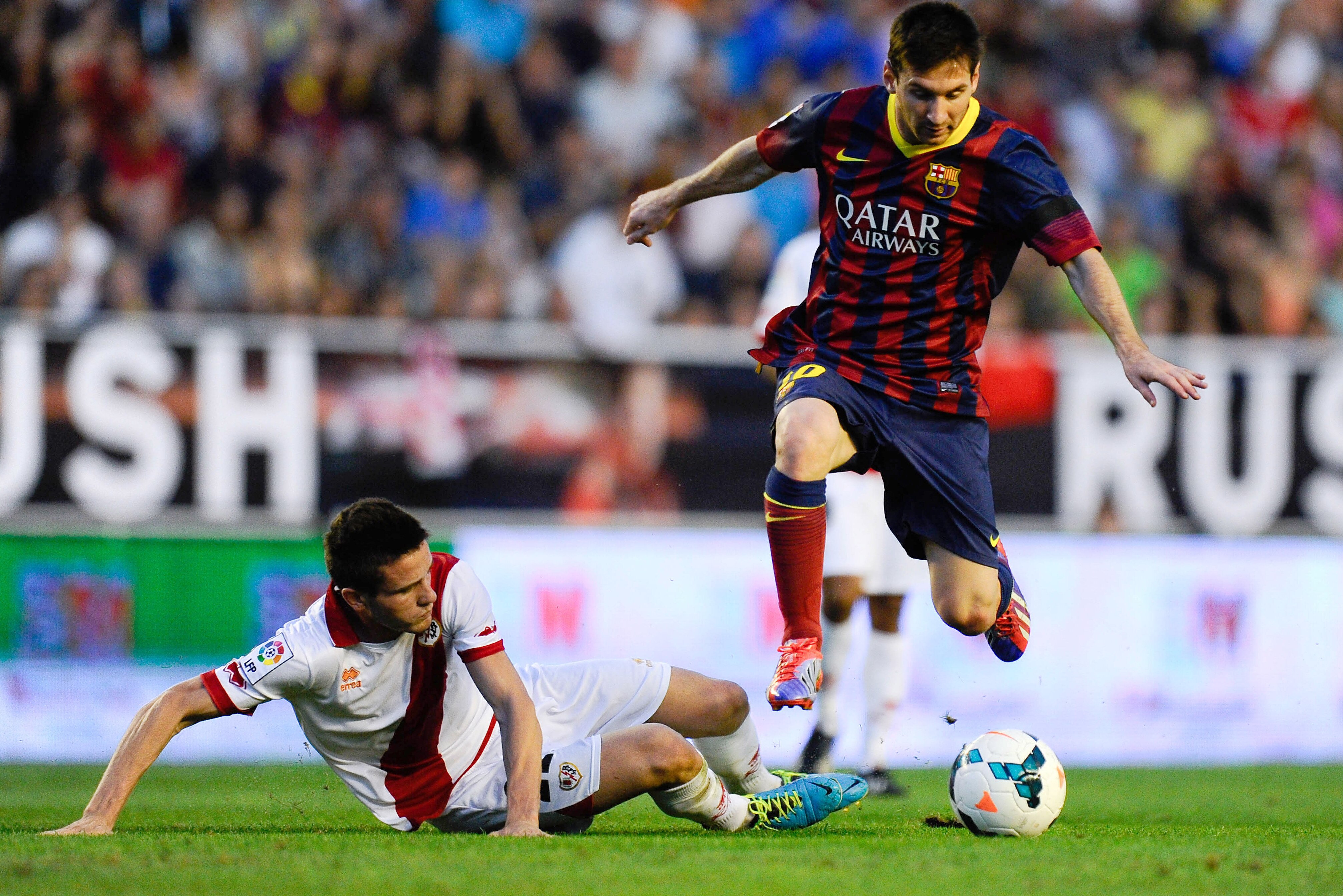 Scouting Report Manchester United Target Saul Niguez Better Than Paul Pogba Bleacher Report Latest News Videos And Highlights Born 21 november 1994), known as saúl, is a spanish professional footballer who plays as a central or defensive midfielder for atlético madrid and the spain national team. manchester united target saul niguez