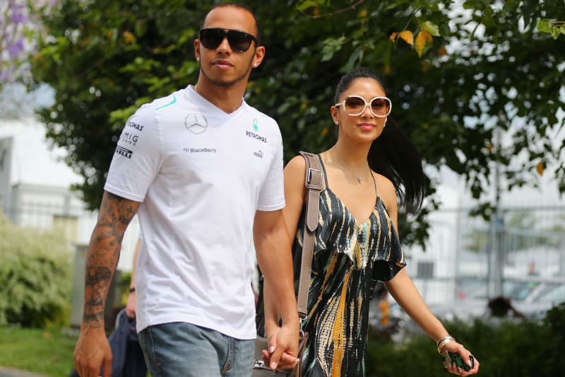 Lewis Hamilton Tweets Reaction To Nicole Scherzinger Engagement Reports Bleacher Report Latest News Videos And Highlights