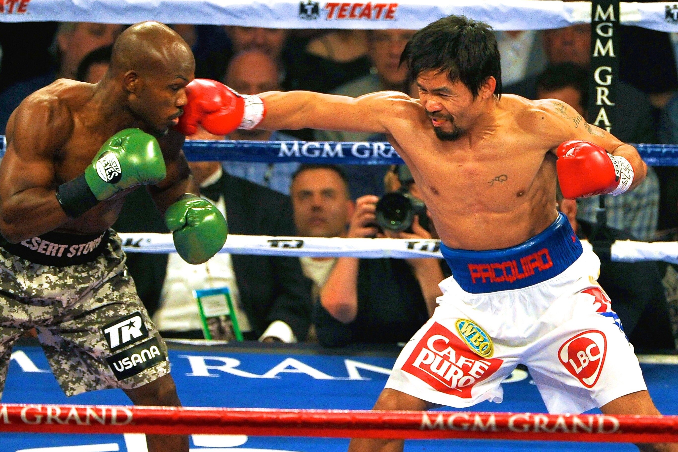 Manny Pacquiao S Trunks Worn During Tim Bradley Victory Reportedly Sell For 40k Bleacher Report Latest News Videos And Highlights