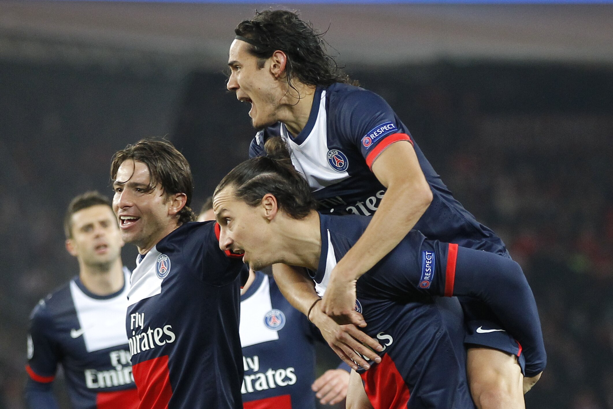 Zlatan Ibrahimovic Transfer Makes More Ffp Sense To Psg Than Edinson Cavani Sale Bleacher Report Latest News Videos And Highlights