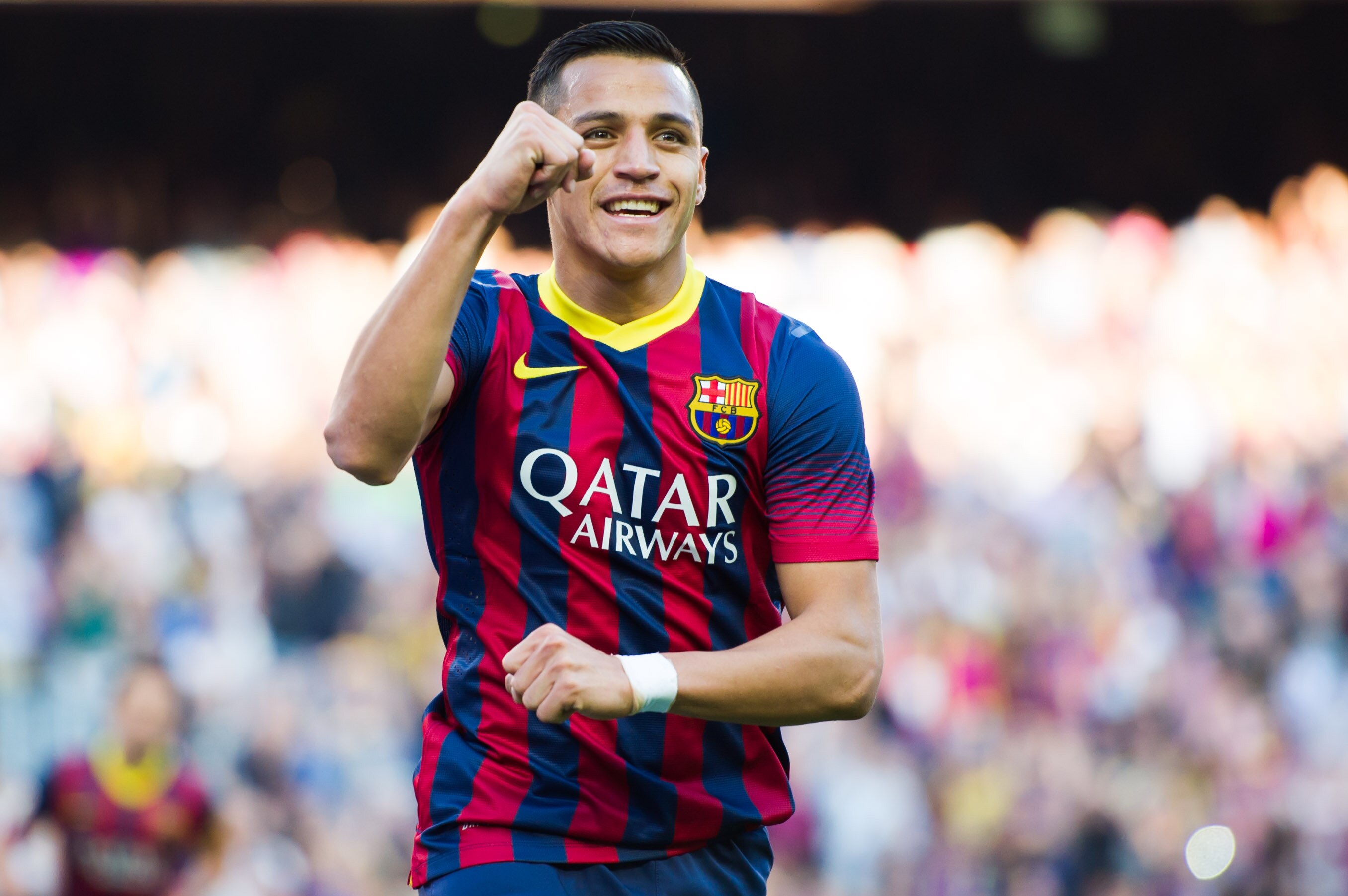 Why Manchester United Should Sign Barcelona S Alexis Sanchez Bleacher Report Latest News Videos And Highlights