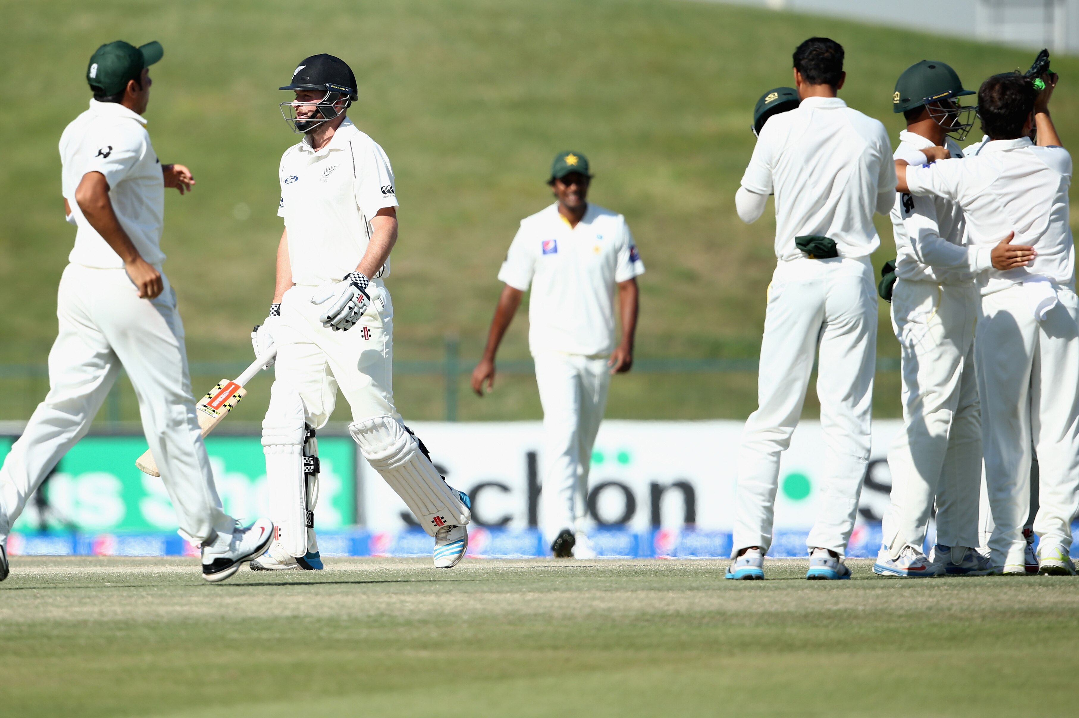 Pakistan Vs New Zealand 1st Test Day 5 Highlights Scorecard And Report Bleacher Report Latest News Videos And Highlights