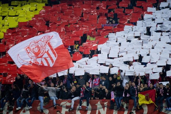 Atletico Madrid Ban Frente Atletico Ultras After Man Died In Deportivo Fight Bleacher Report Latest News Videos And Highlights