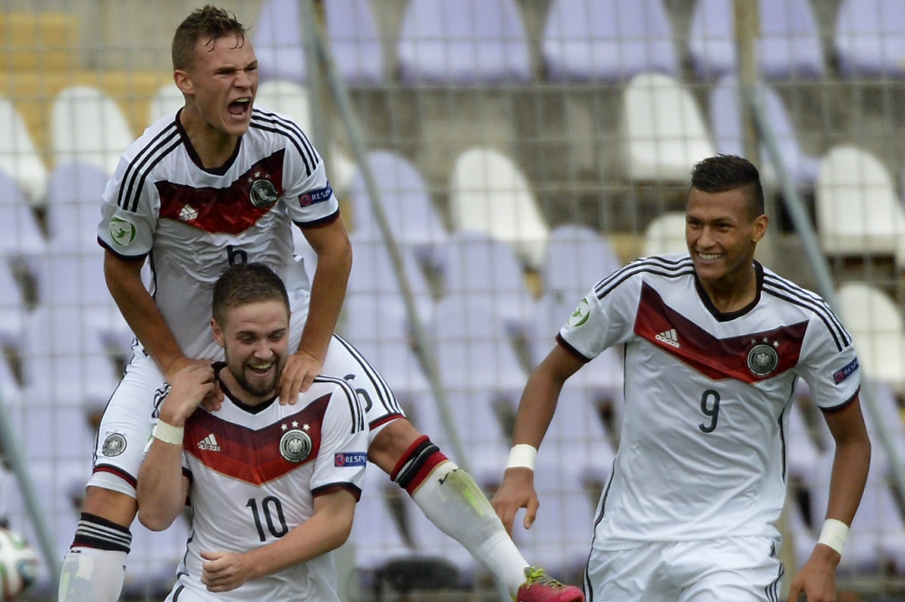 Joshua Kimmich Have Bayern Munich Overvalued German Prospect Bleacher Report Latest News Videos And Highlights