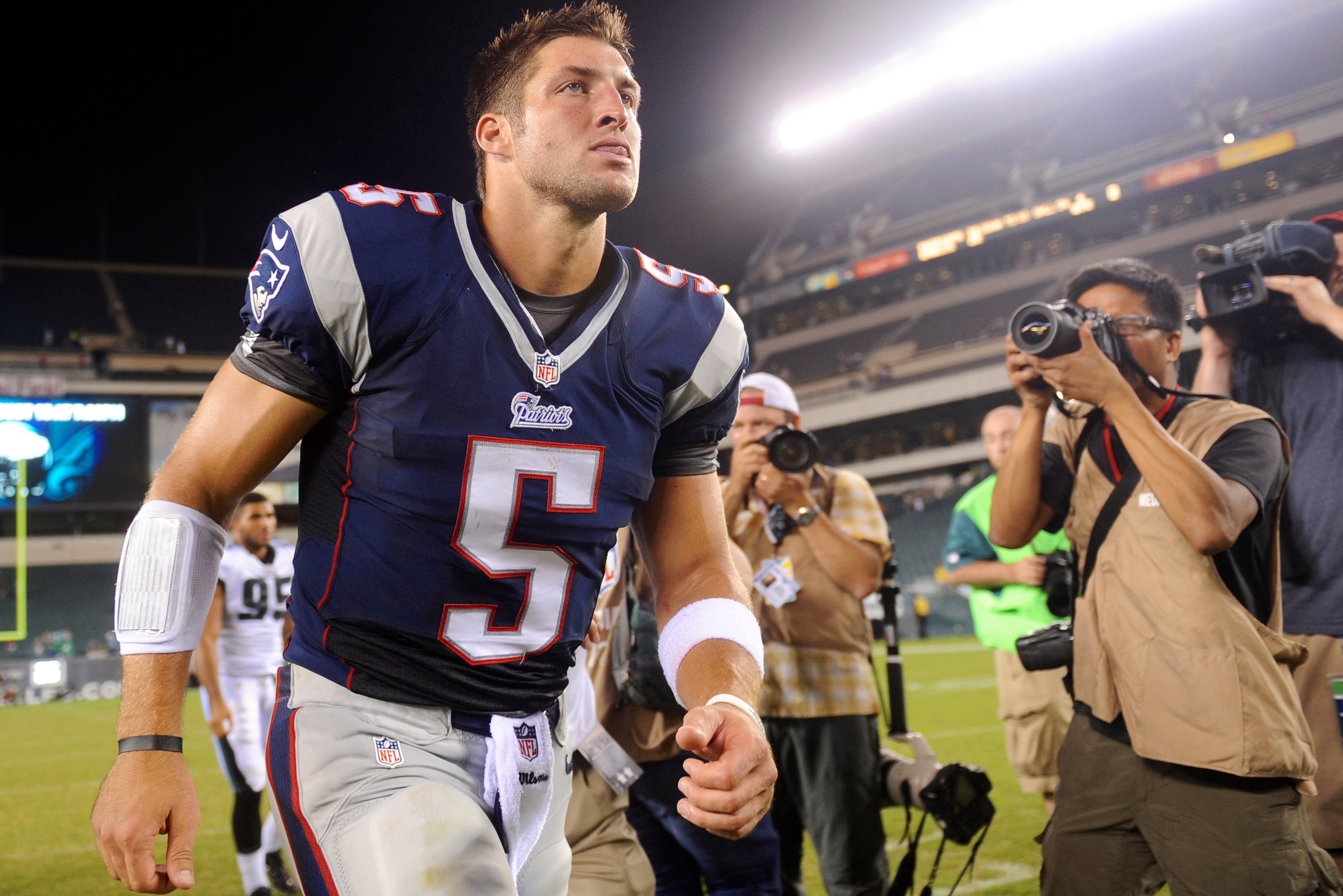 Tebow eagles shirt clearance
