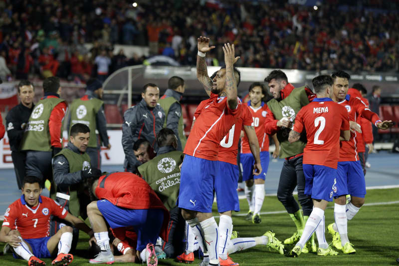 Chile Vs Peru Date Time Live Stream For 2015 Copa America Semifinal Bleacher Report Latest News Videos And Highlights