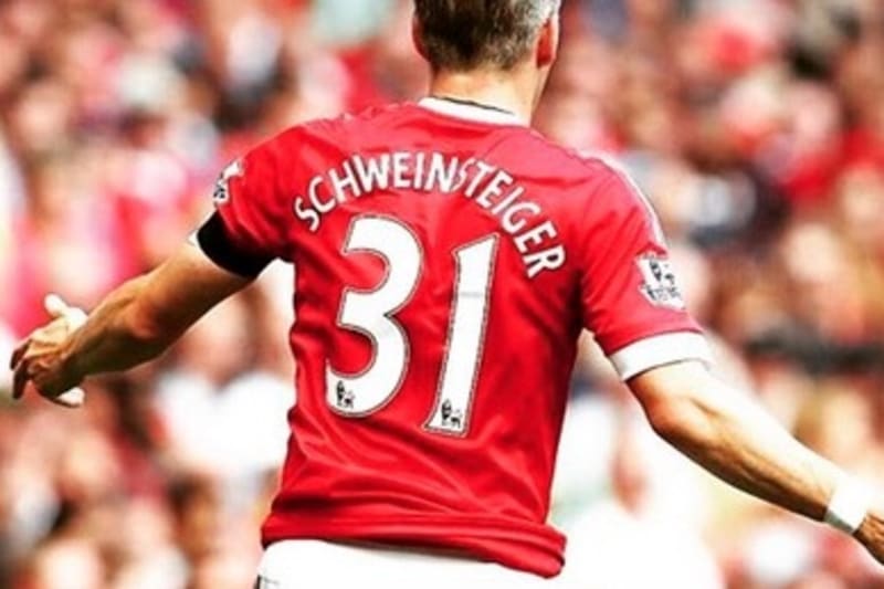 bastian schweinsteiger pays tribute to