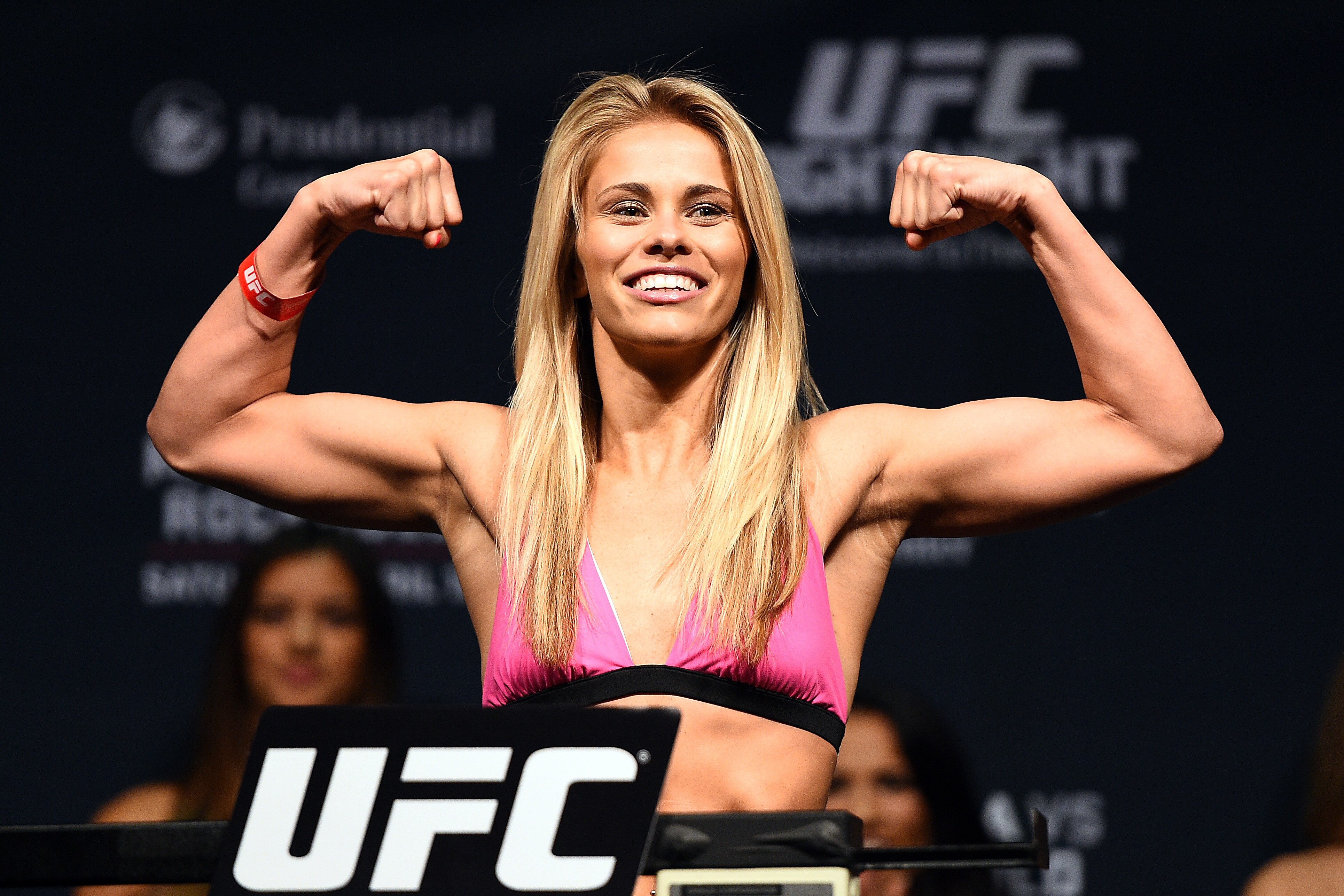 Move Over Ronda Rousey Paige Vanzant And The Strawweights Are Coming Bleacher Report Latest News Videos And Highlights American professional fighter for the ufc (mixed martial artist), placed 13th in the strawweight division (dec. move over ronda rousey paige vanzant