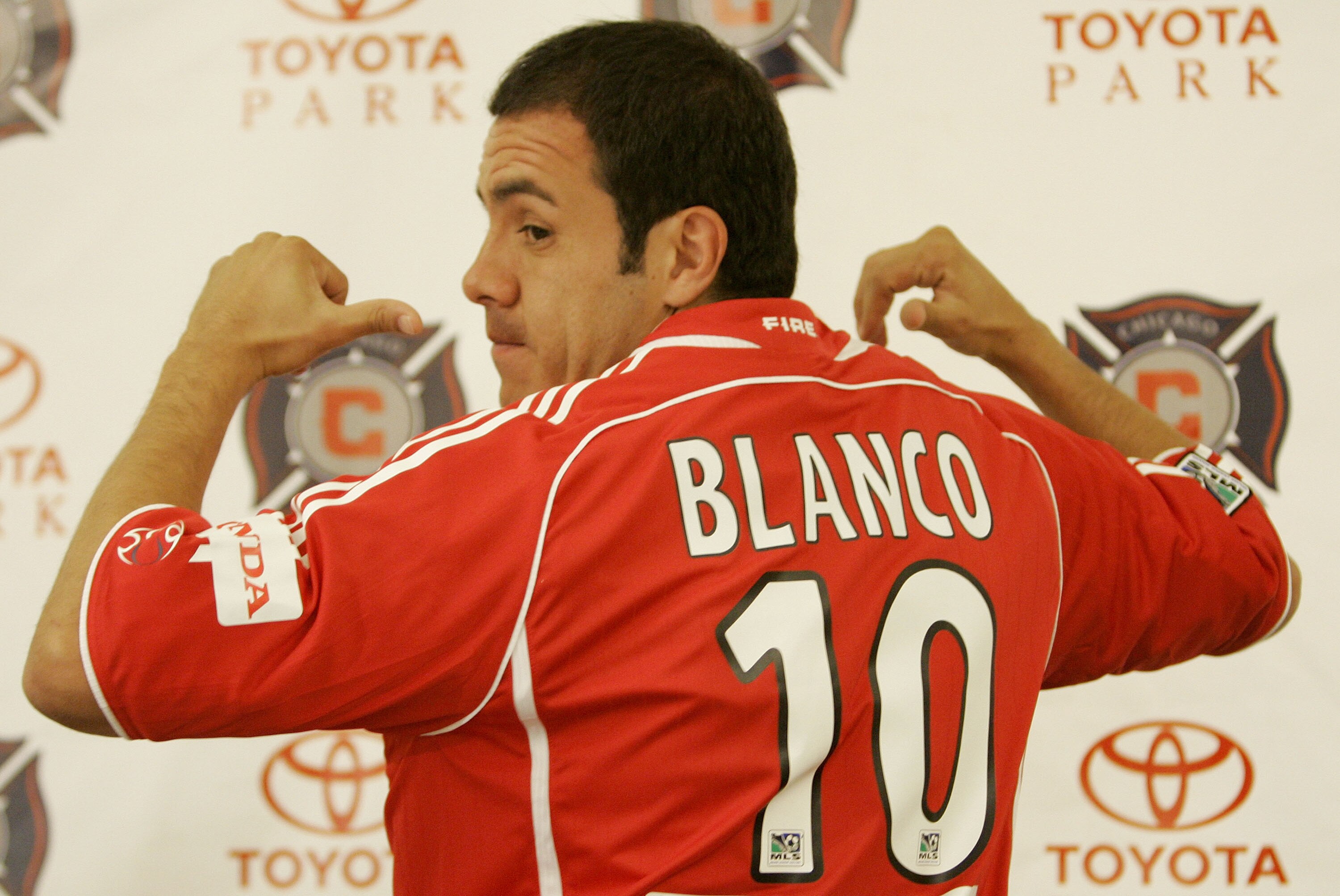 cuauhtemoc blanco chicago fire jersey