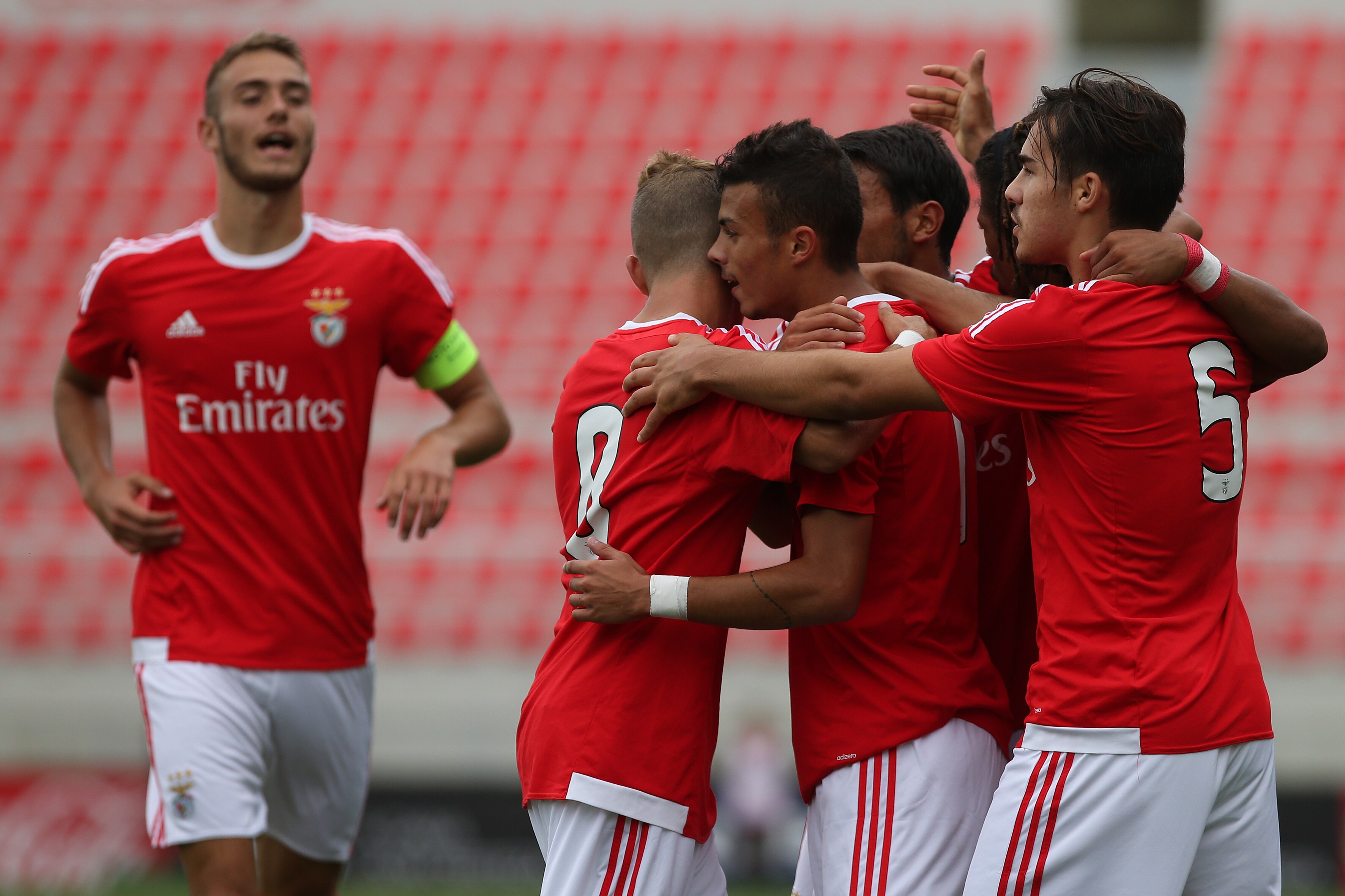 Uefa Youth League 2015 Results Wednesday Scores Group Tables Updated Schedule Bleacher Report Latest News Videos And Highlights