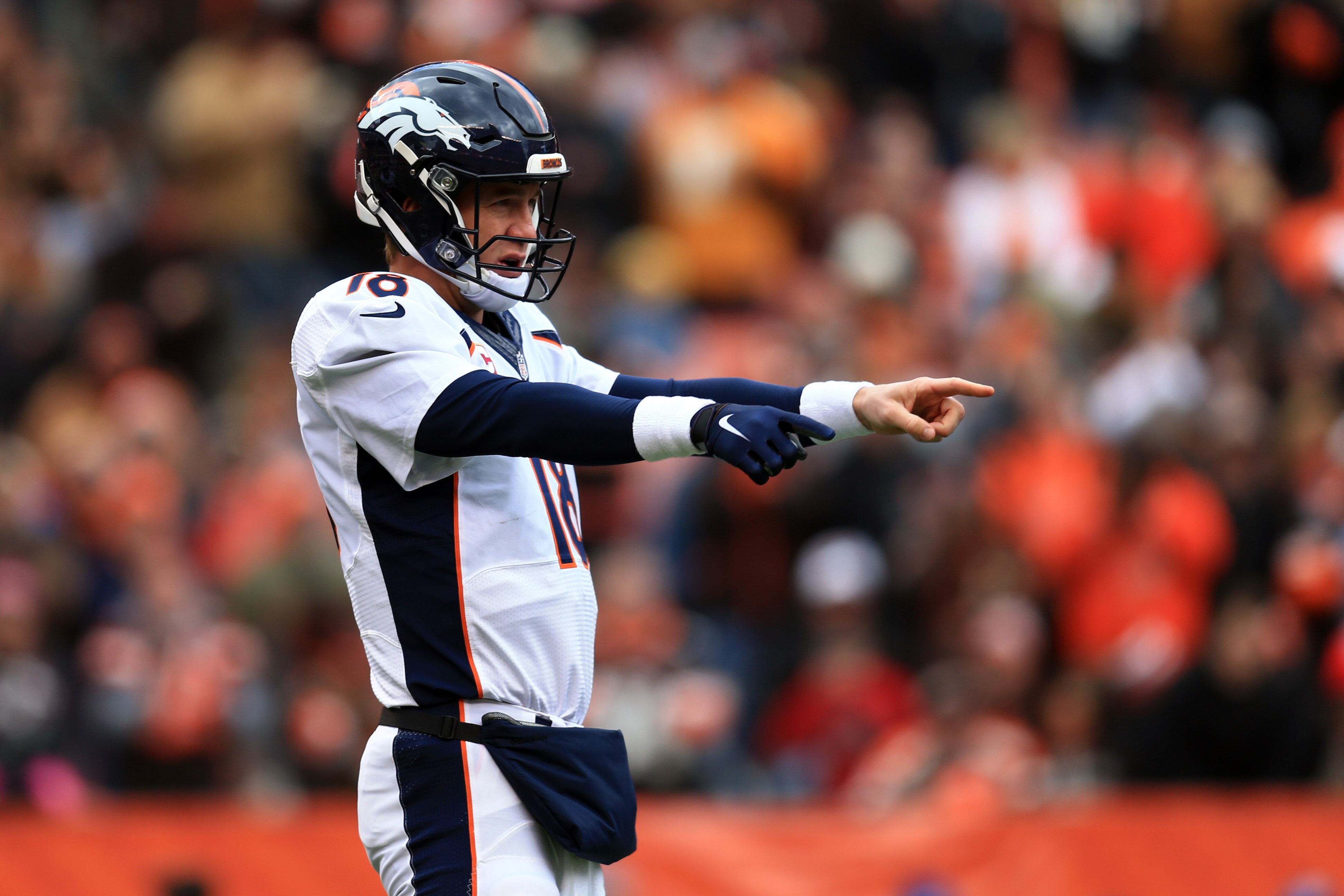 Peyton Manning Ties Brett Favre S Record For Most Wins By A Qb With 186 Bleacher Report Latest News Videos And Highlights
