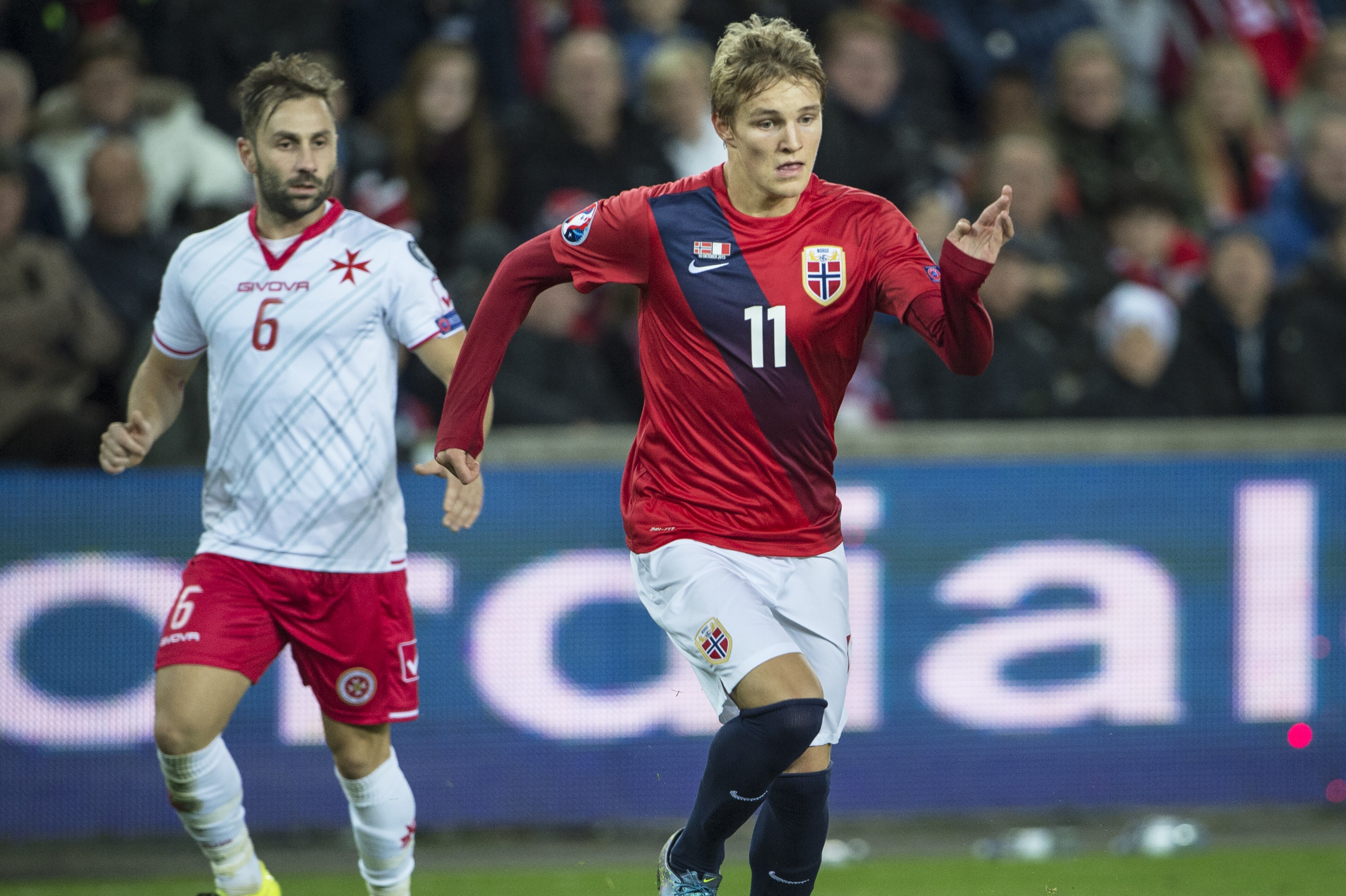 Martin Odegaard Says Cristiano Ronaldo Is The Best And Is Helping Him Develop Bleacher Report Latest News Videos And Highlights