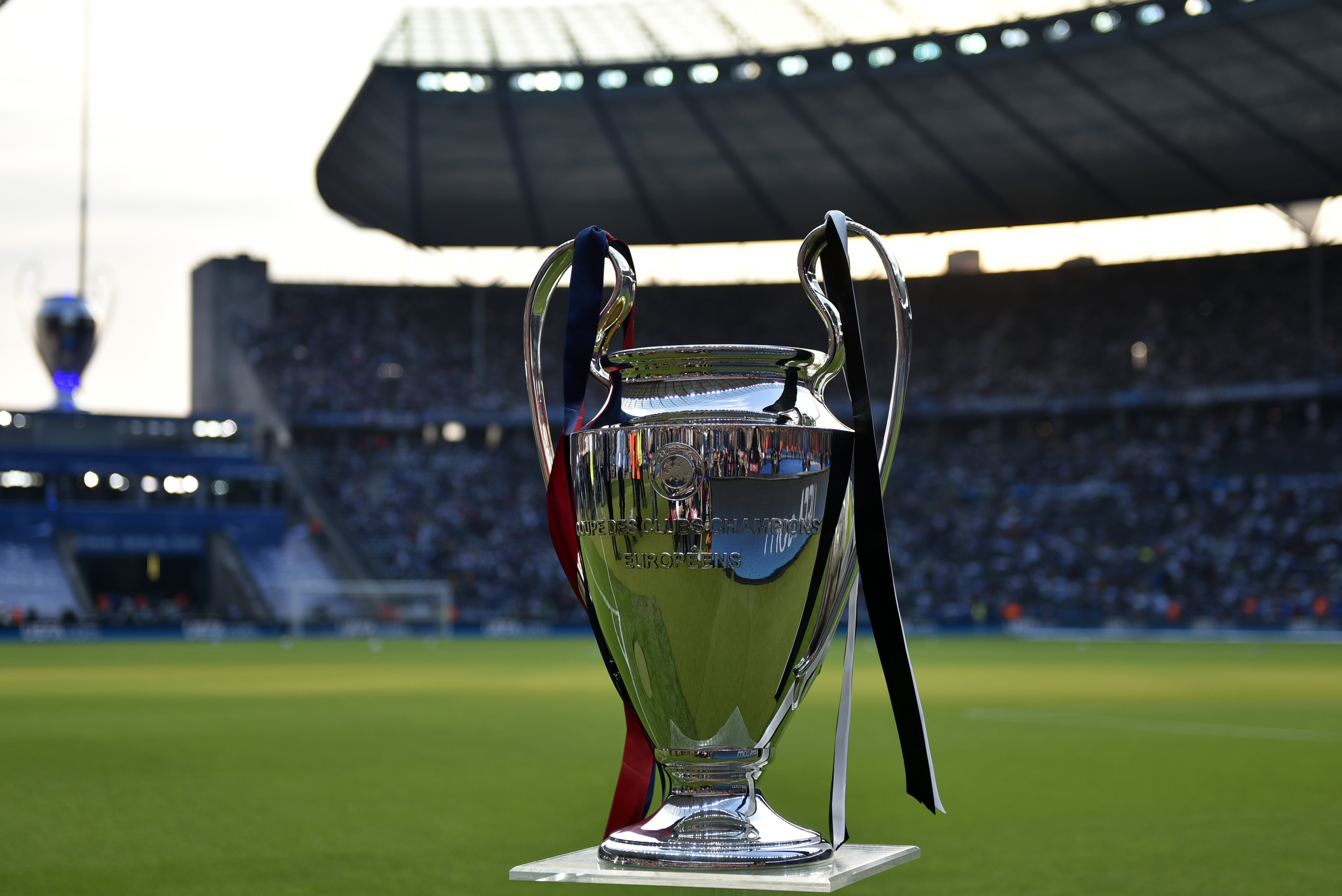 Manchester City And United Fans Prank Each Other With Champions League Jokes Bleacher Report Latest News Videos And Highlights