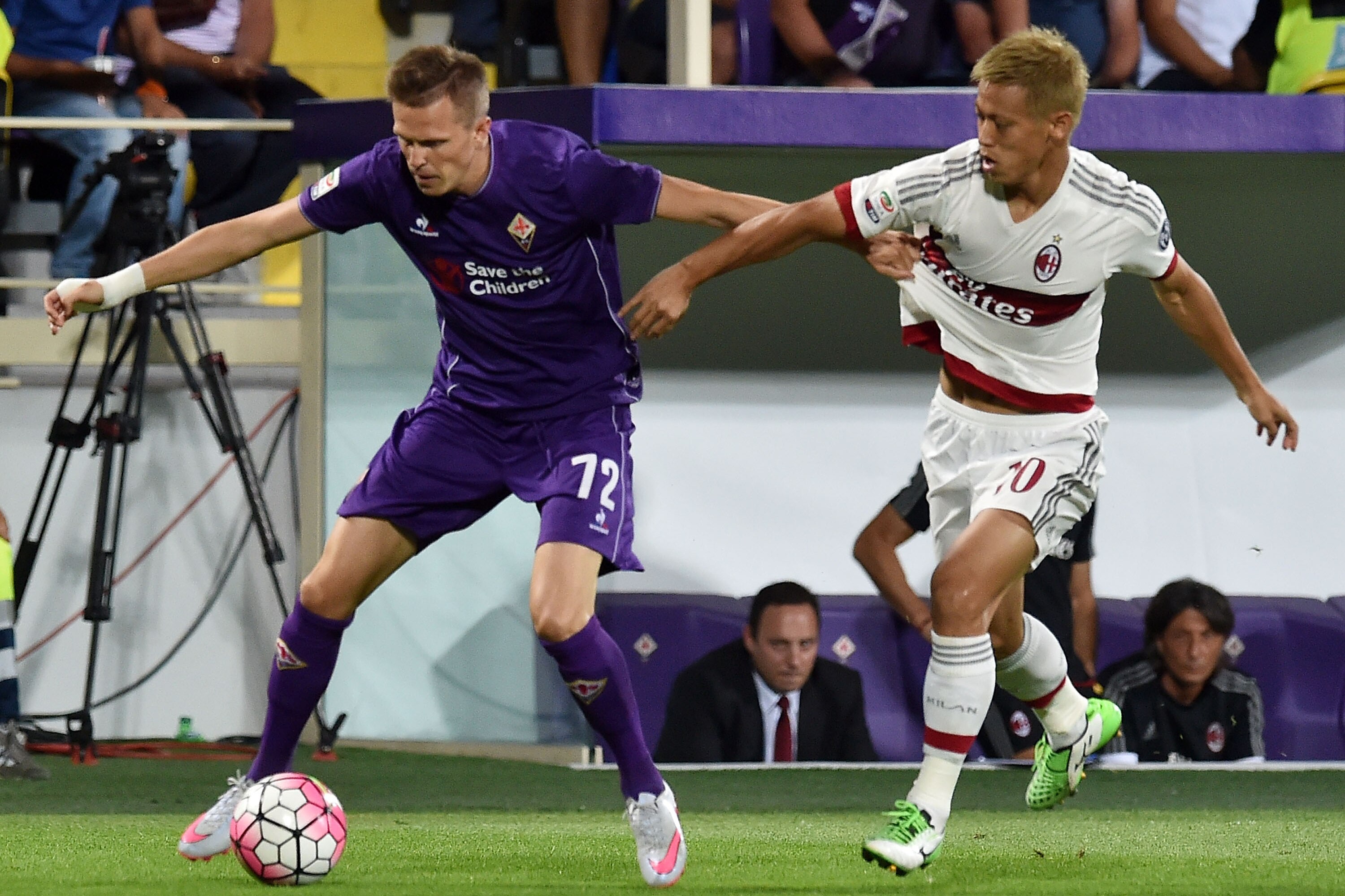 Ac Milan Vs Fiorentina Team News Predicted Lineups Live Stream Tv Info Bleacher Report Latest News Videos And Highlights