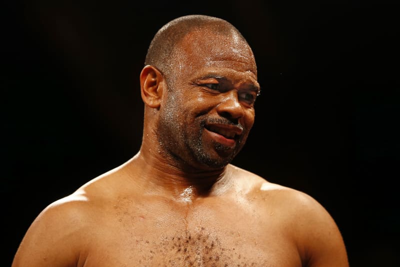 Roy Jones Jr. vs Vyron Phillips: Winner and Reaction from UR Fight 2016 Knockout | Bleacher Report | Latest News, Videos and Highlights