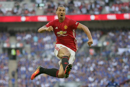 Leicester City Vs Manchester United 2016 Fa Community Shield Score Reaction Bleacher Report Latest News Videos And Highlights