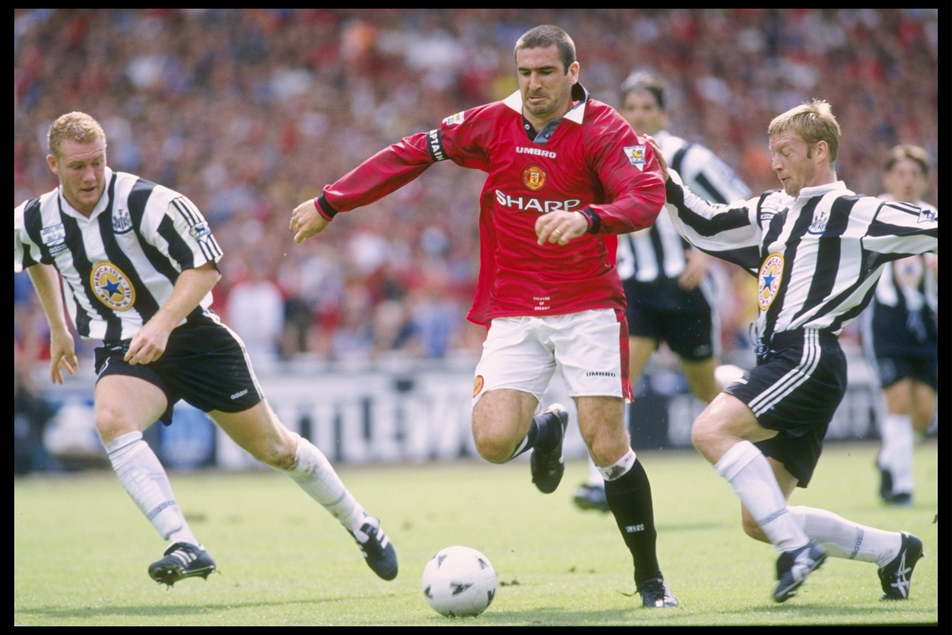 Honouring The King Celebrating Eric Cantona S Manchester United Career Bleacher Report Latest News Videos And Highlights