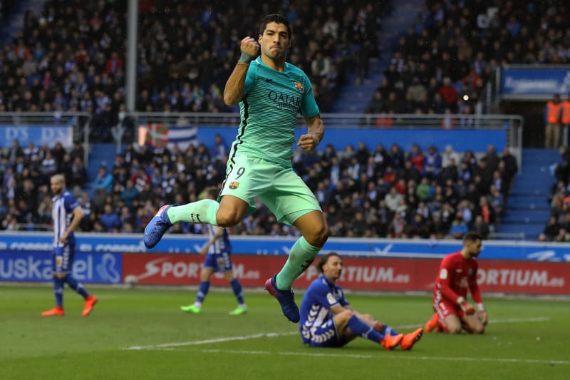 Alaves Vs Barcelona Score And Reaction From 2017 La Liga Match Bleacher Report Latest News Videos And Highlights