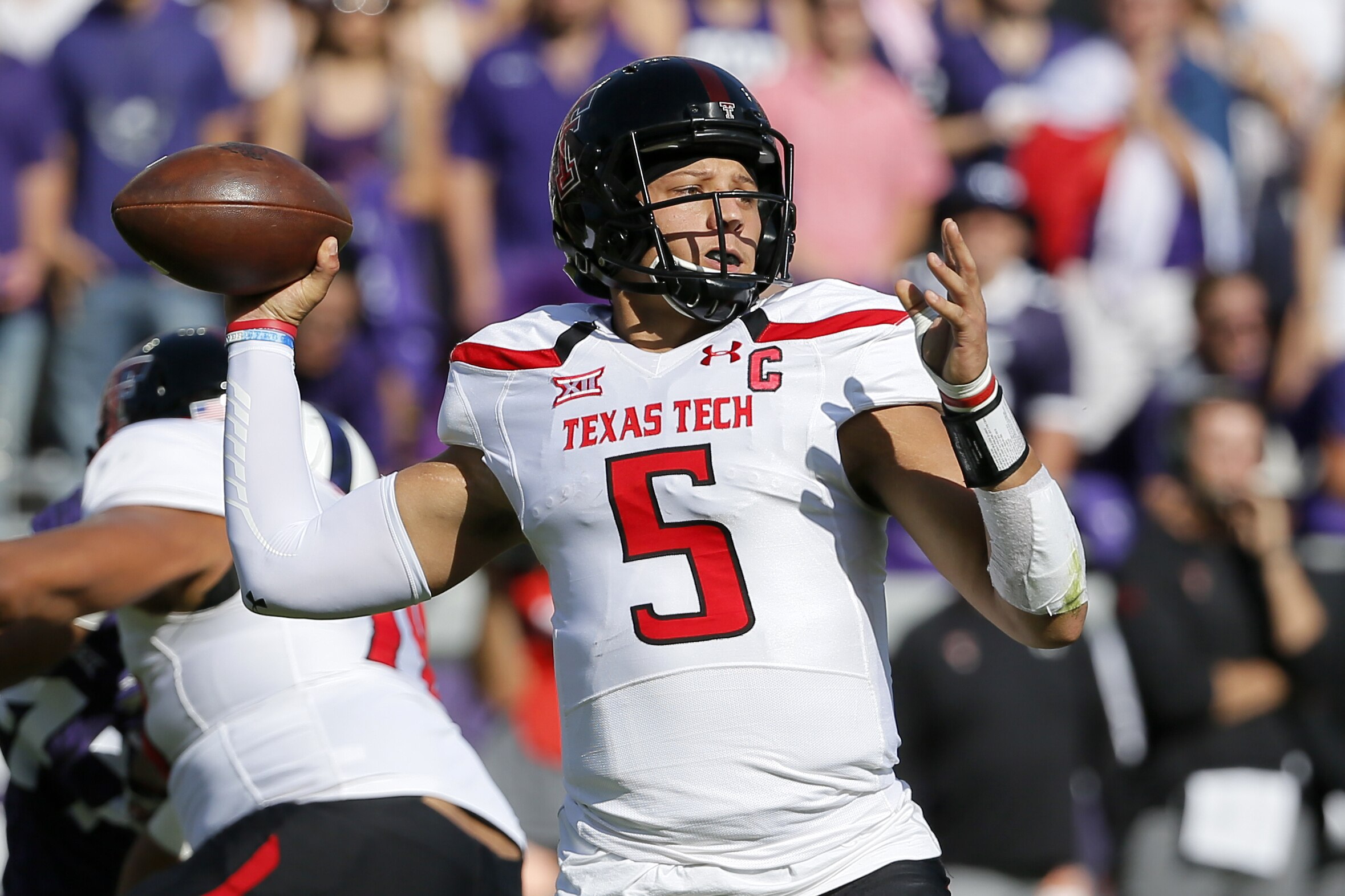 Watching Tape With Patrick Mahomes The Myth Of The Air Raid Quarterback Bleacher Report Latest News Videos And Highlights