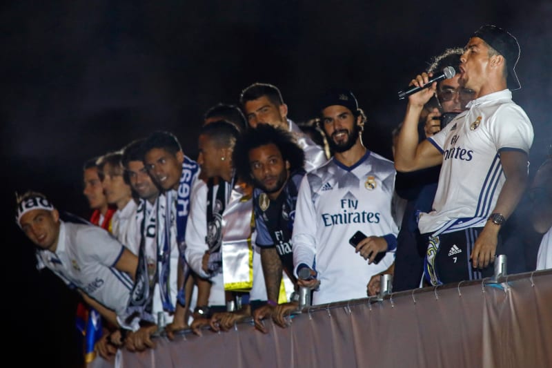 Real Madrid Parade 2017 Twitter Reaction Photos Videos And More Bleacher Report Latest News Videos And Highlights