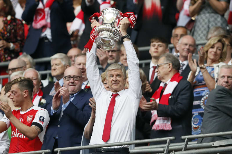 Arsene Wenger Announces 2 Year Arsenal Contract After Winning 2017 Fa Cup Bleacher Report Latest News Videos And Highlights