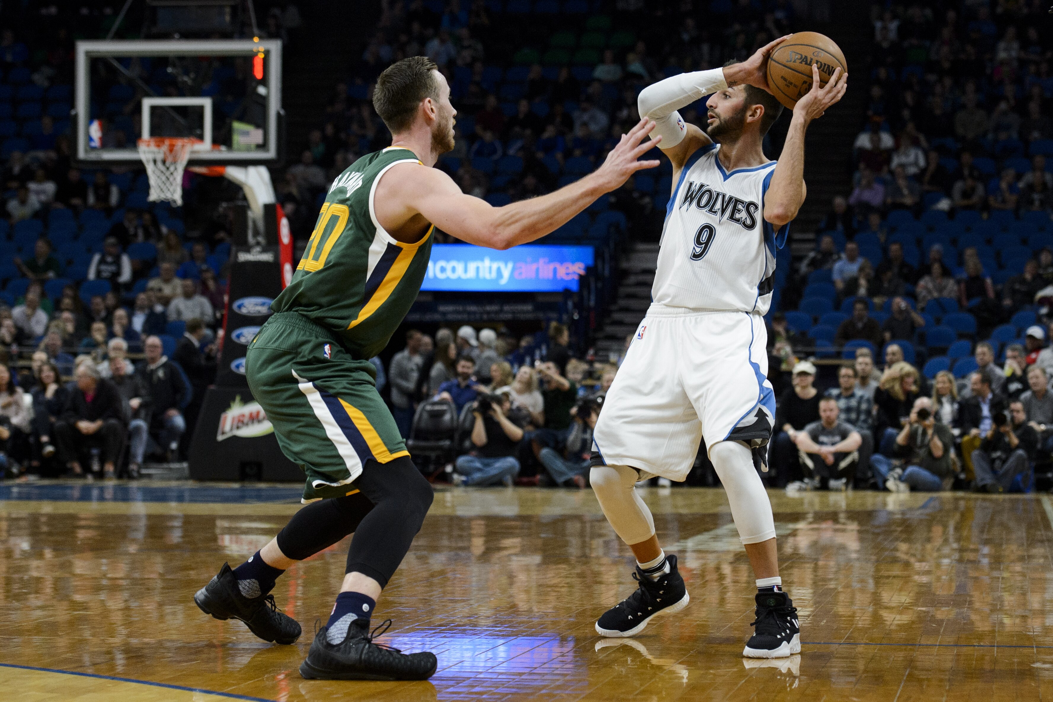 Gordon Hayward Rumors Star Reportedly Told Jazz He Wanted Ricky Rubio Trade Bleacher Report Latest News Videos And Highlights