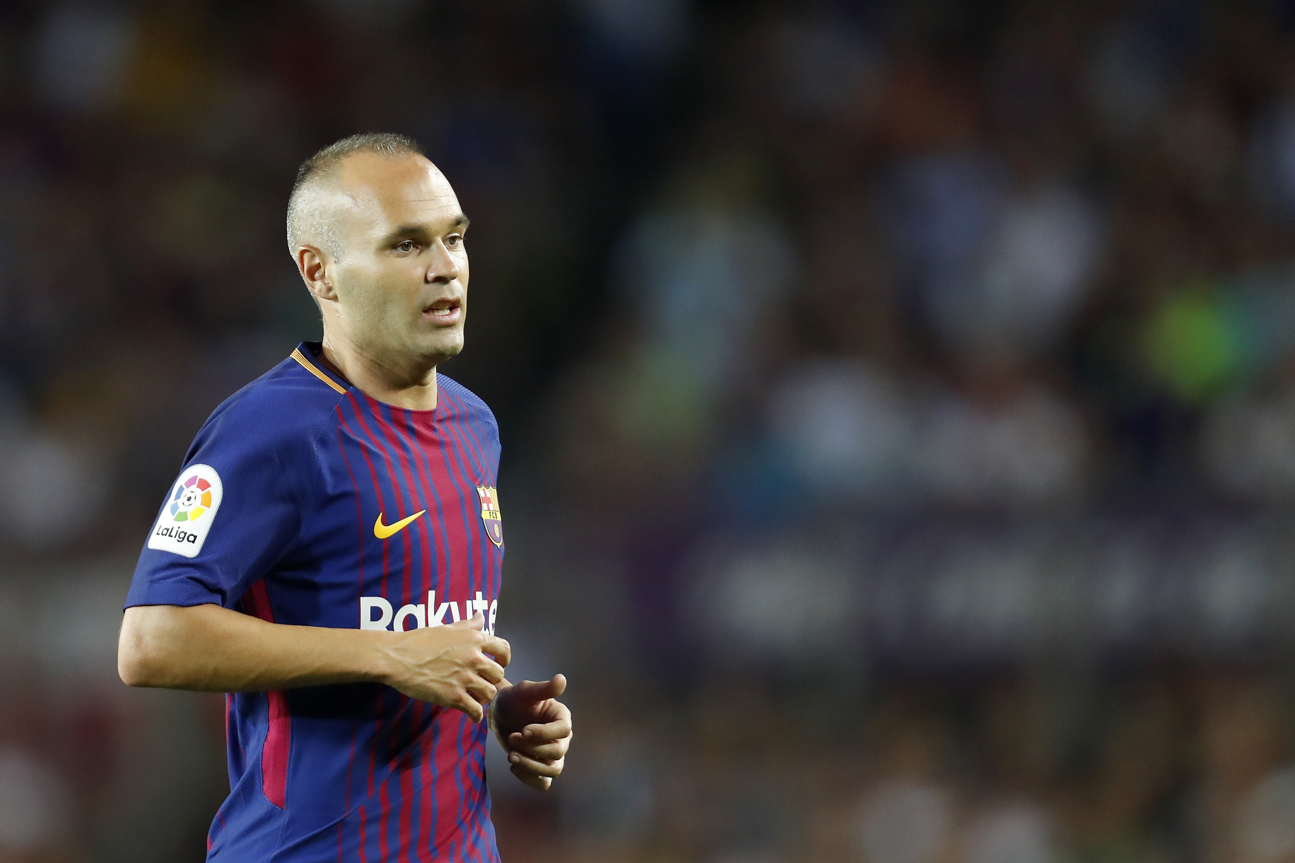 Andres Iniesta Confirms He Hasn T Renewed Barcelona Contract Considering Future Bleacher Report Latest News Videos And Highlights