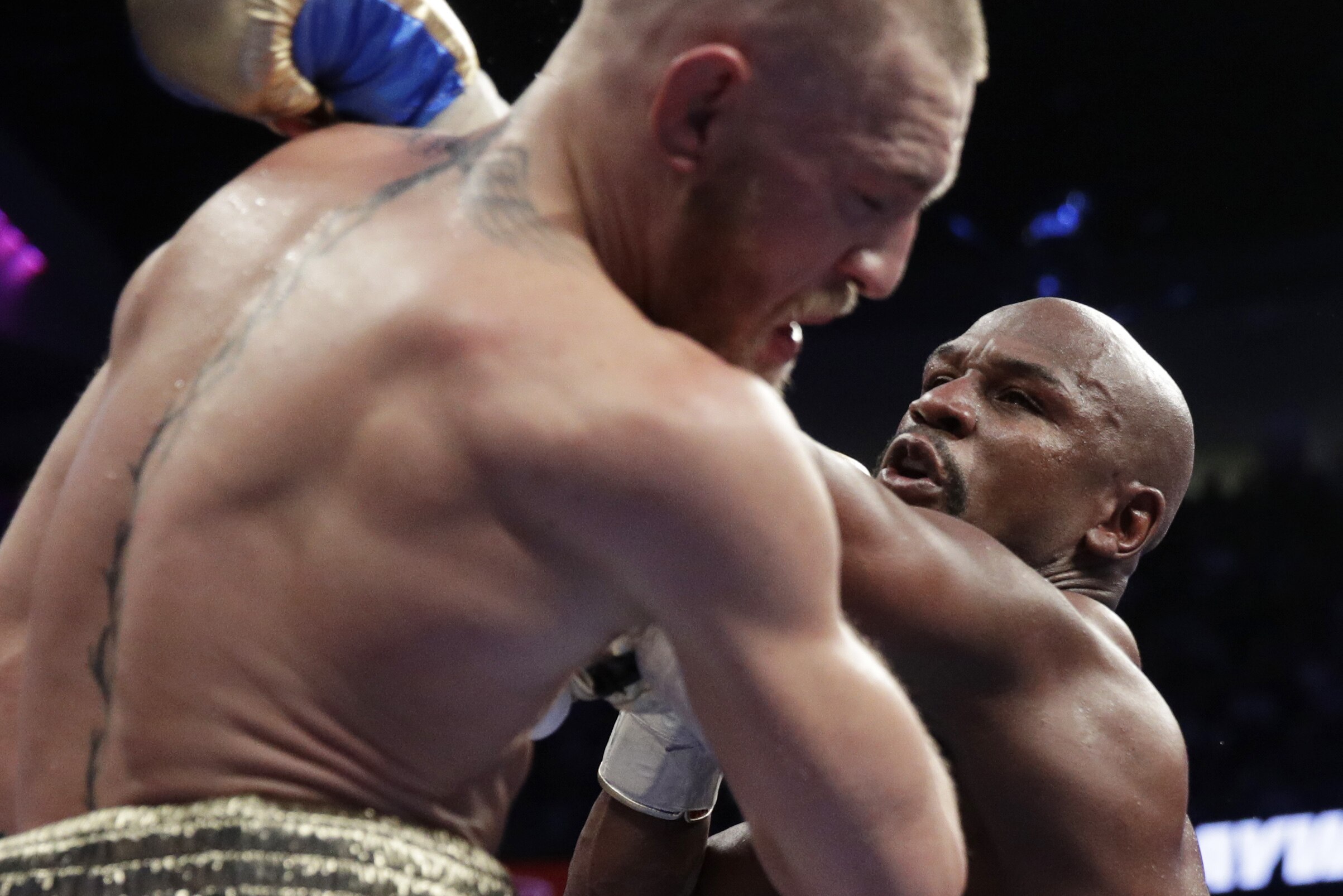 The Question Why Did It Take Floyd Mayweather So Long To Stop Conor Mcgregor Bleacher Report Latest News Videos And Highlights