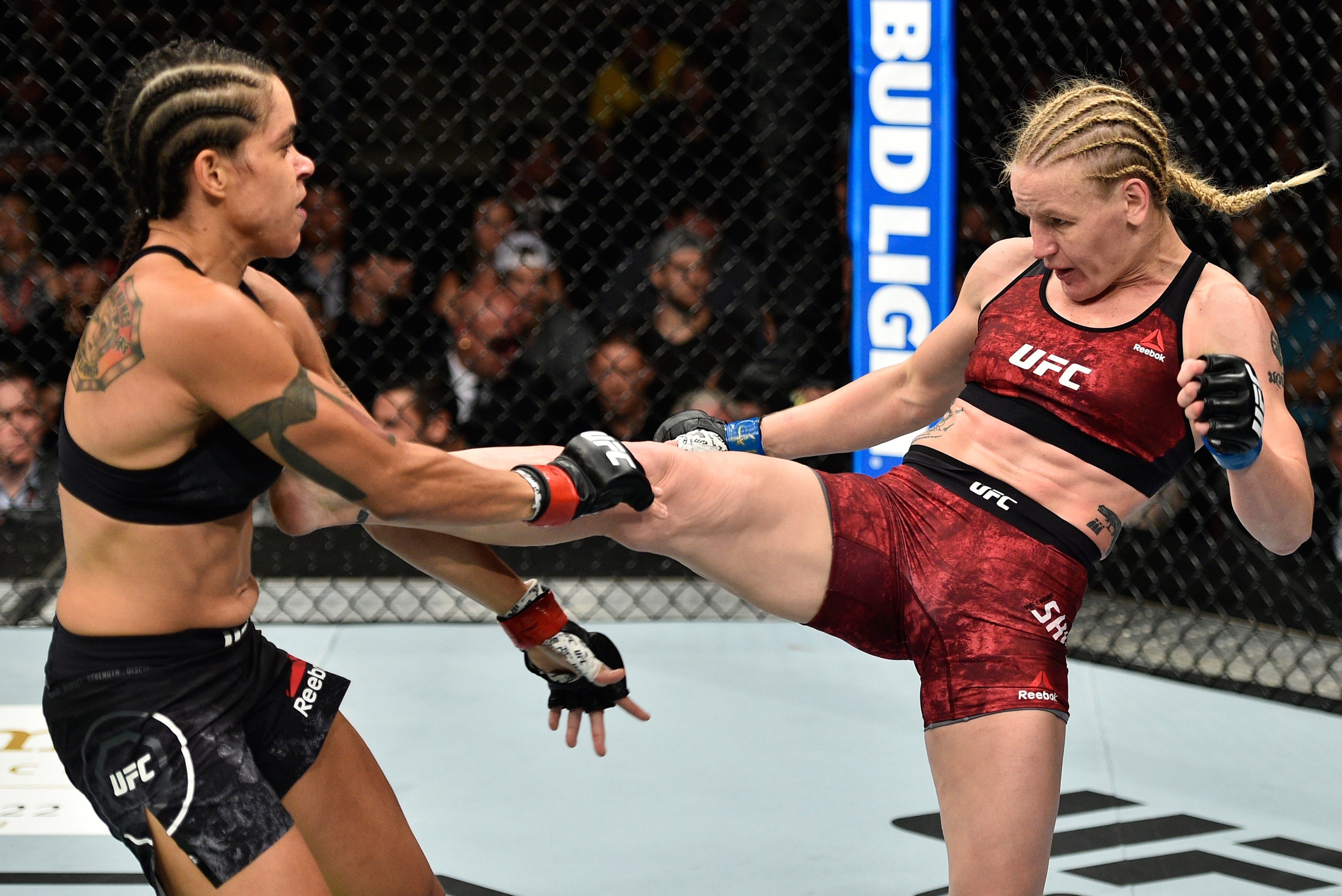 Ufc 215 Results Amanda Nunes Beats Valentina Shevchenko In Main Event Bleacher Report Latest News Videos And Highlights
