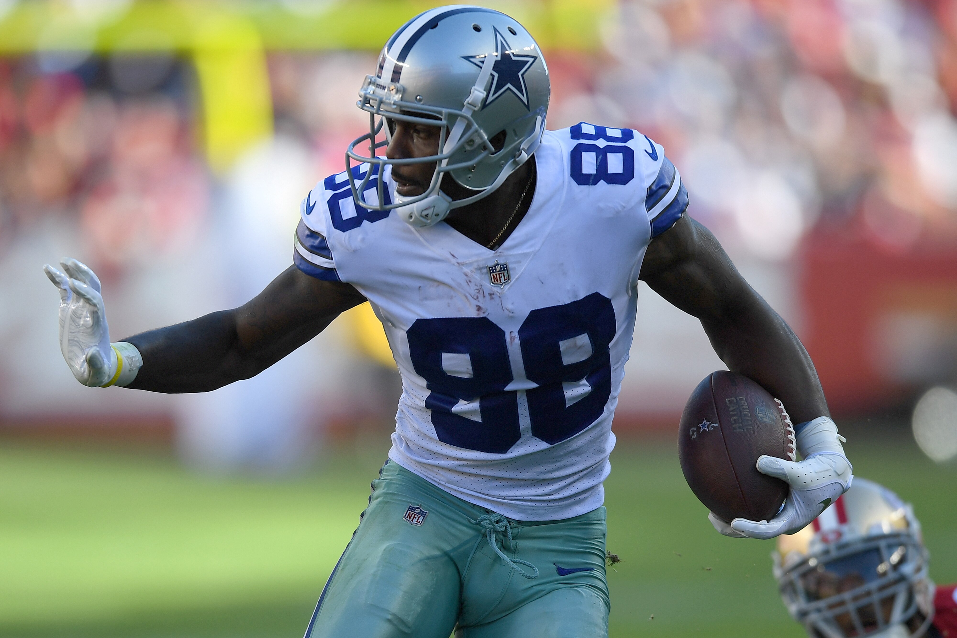 Dez Bryant Ties Dallas Cowboys Franchise Record In Blowout Victory Bleacher Report Latest News Videos And Highlights