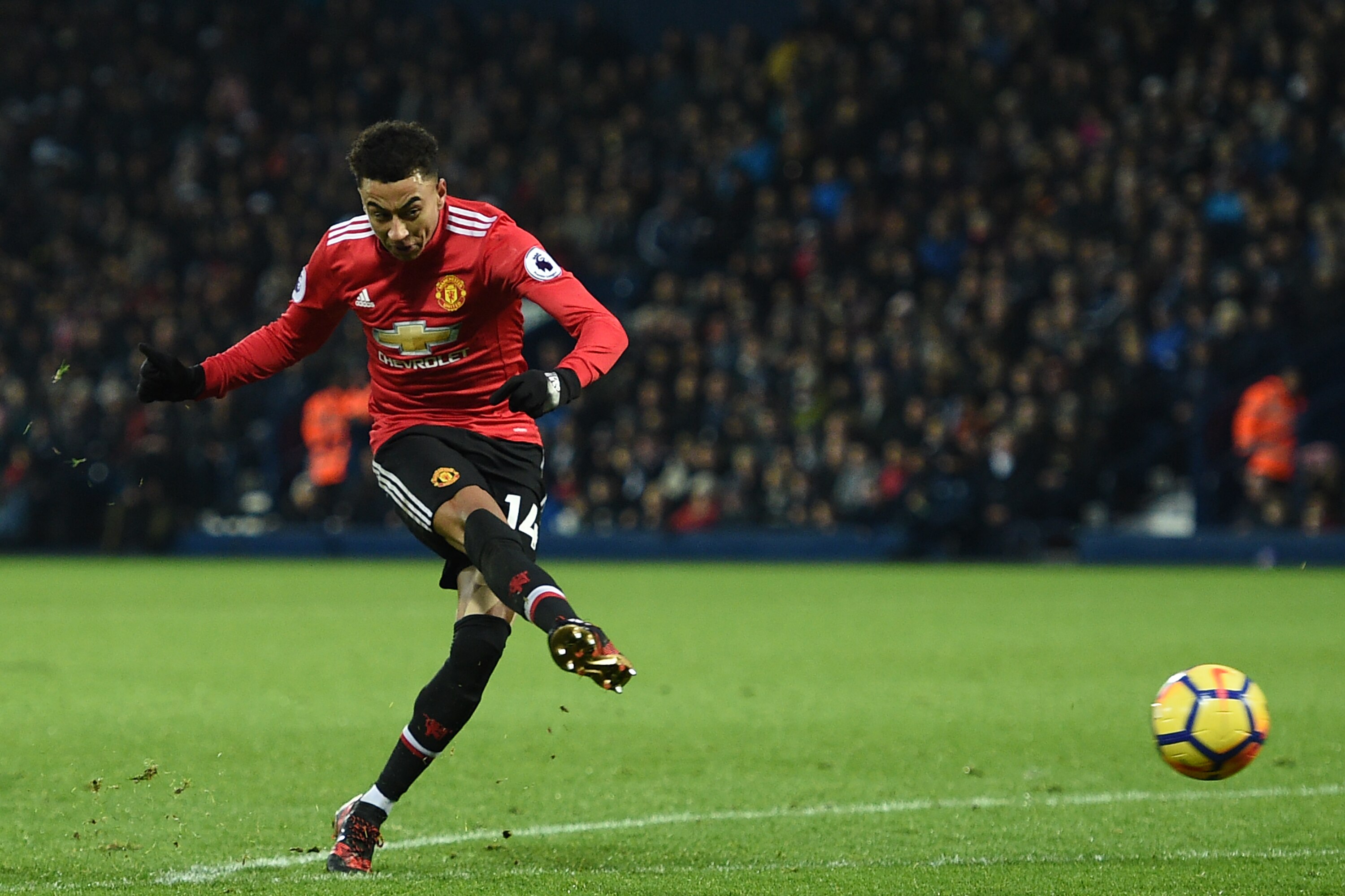 jesse lingard football boots