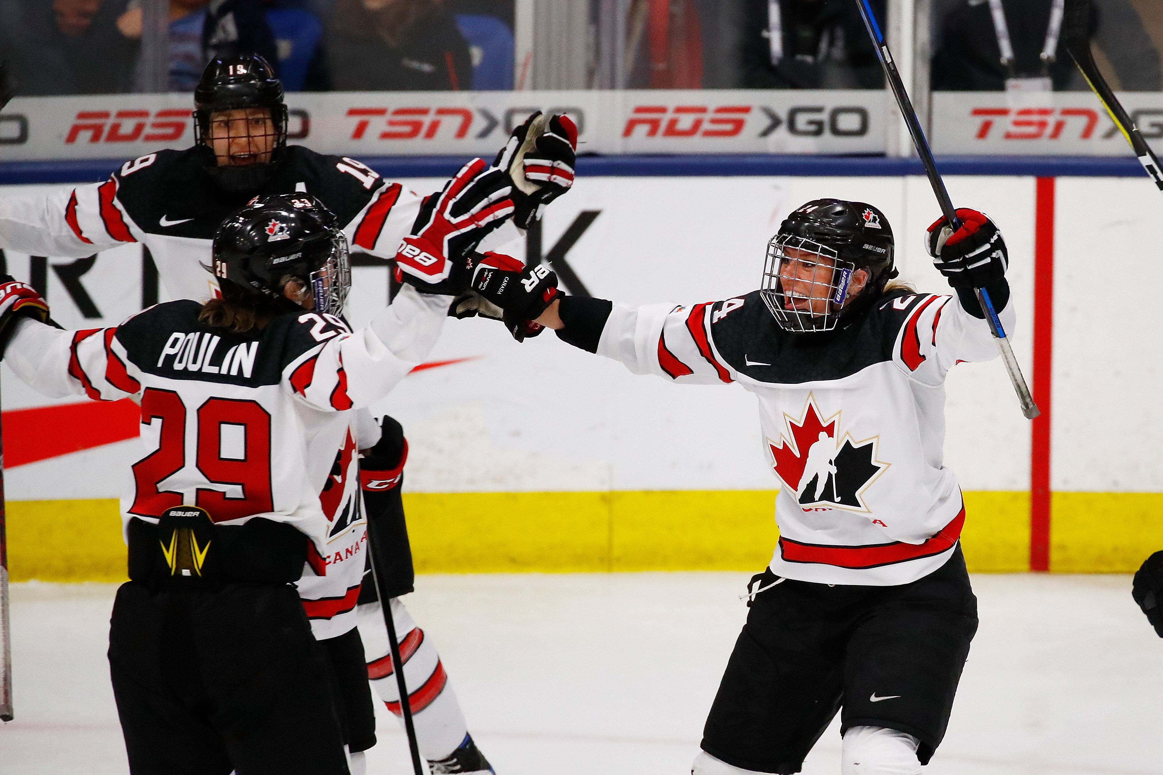 Olympic Hockey 2018 Schedule Live Stream For Sunday S Women S Games Bleacher Report Latest News Videos And Highlights Share all sharing options for: bleacher report