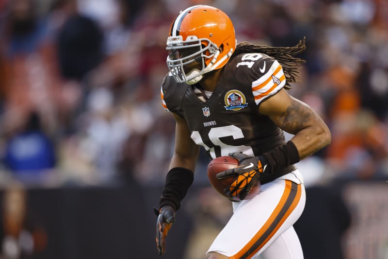 josh cribbs browns jersey