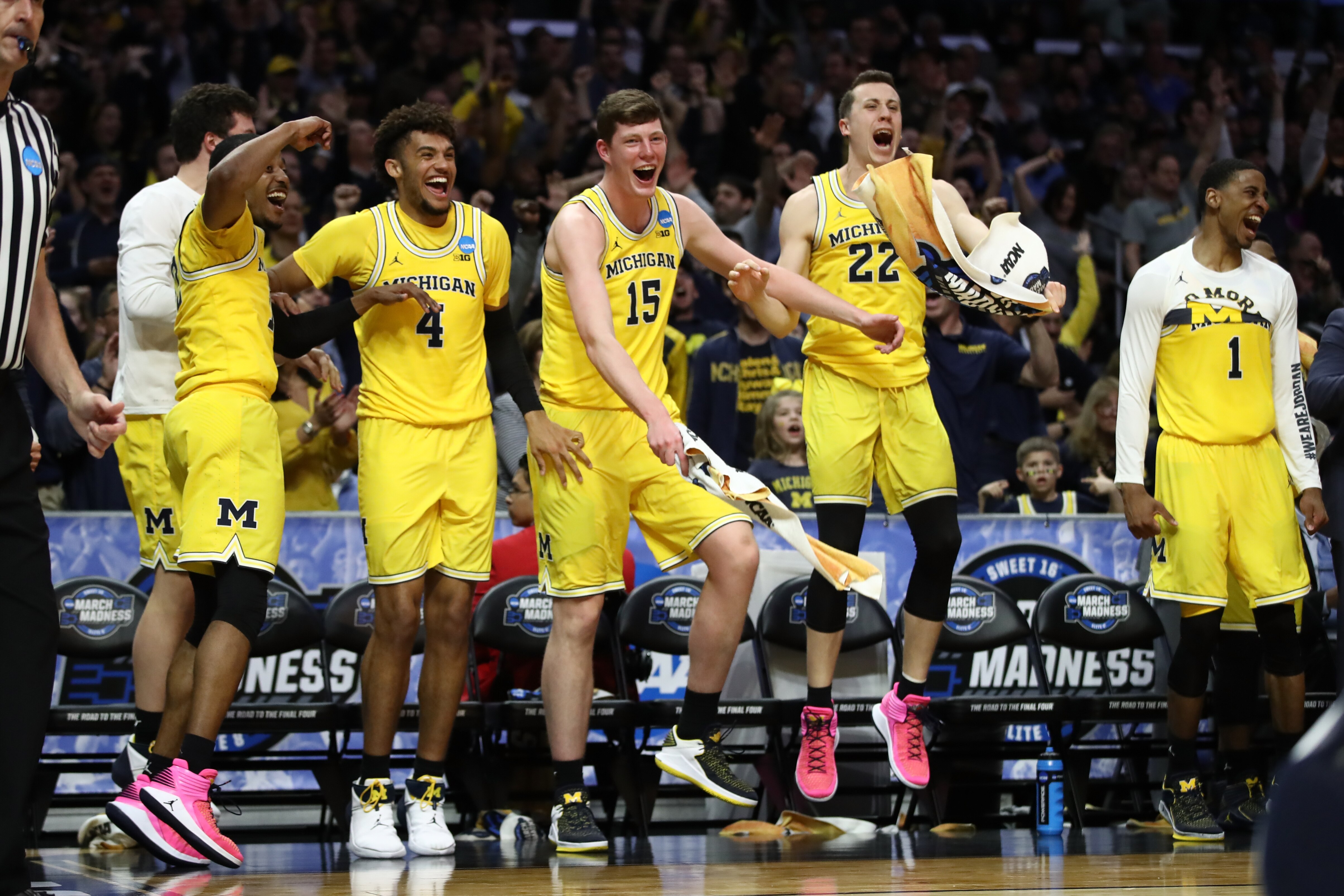 Ncaa Tournament Bracket 2018 Elite 8 Schedule Dates Tv Info And Live Stream Bleacher Report Latest News Videos And Highlights 2018 di men's basketball championship. ncaa tournament bracket 2018 elite 8