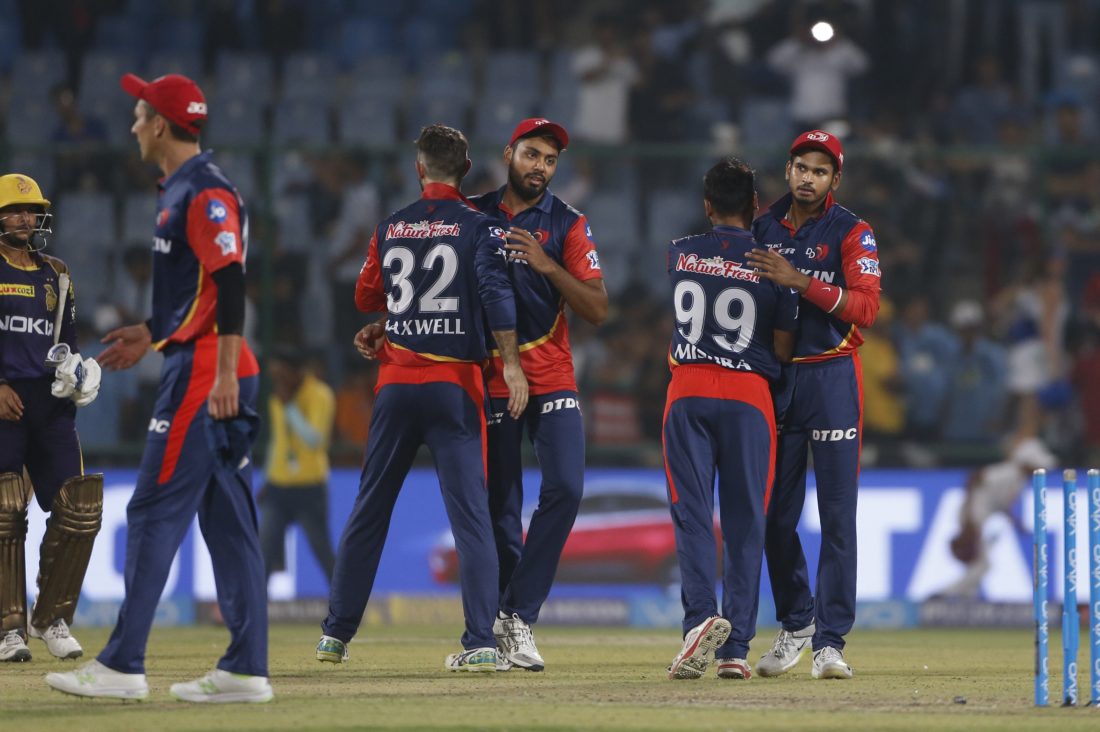 Ipl 2018 Leading Wicket Takers Bowling Figures Run Scorers Averages And More Bleacher Report Latest News Videos And Highlights Eden gardens voted best ground of ipl 2018. bleacher report