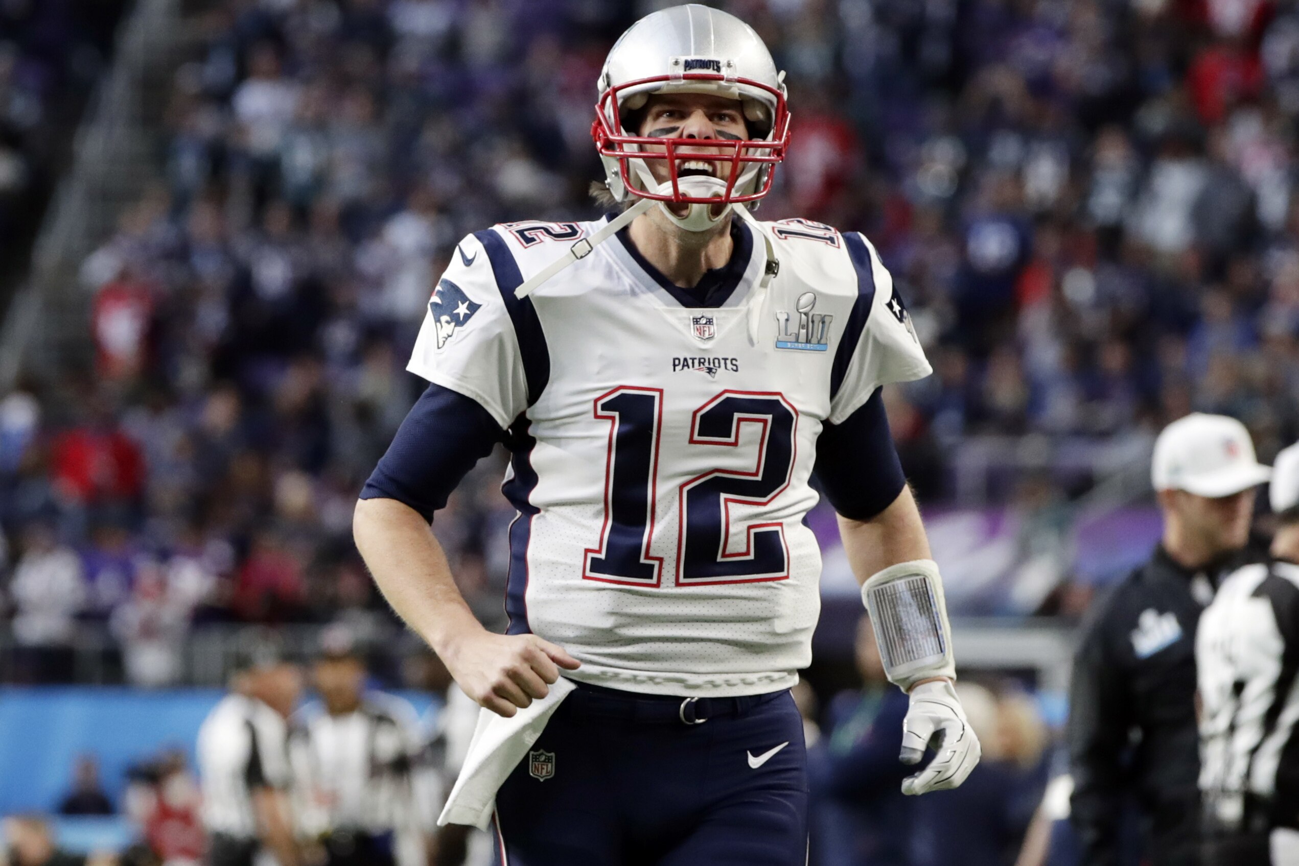 Tom Brady Jokes He Hasn T Retired So He Can Reach 1 000 Career Rushing Yards Bleacher Report Latest News Videos And Highlights