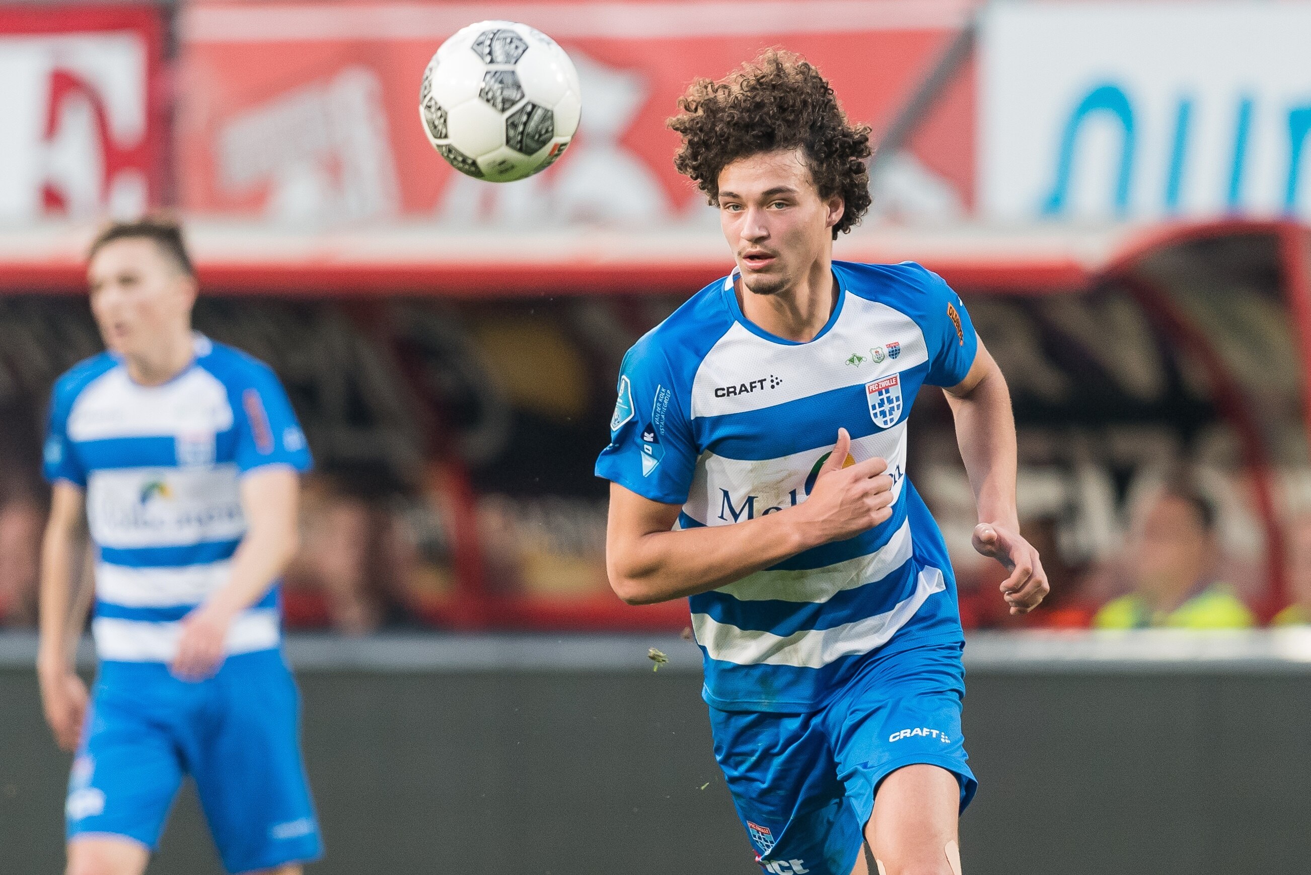 Philippe Sandler Completes Manchester City Transfer From Pec Zwolle Bleacher Report Latest News Videos And Highlights