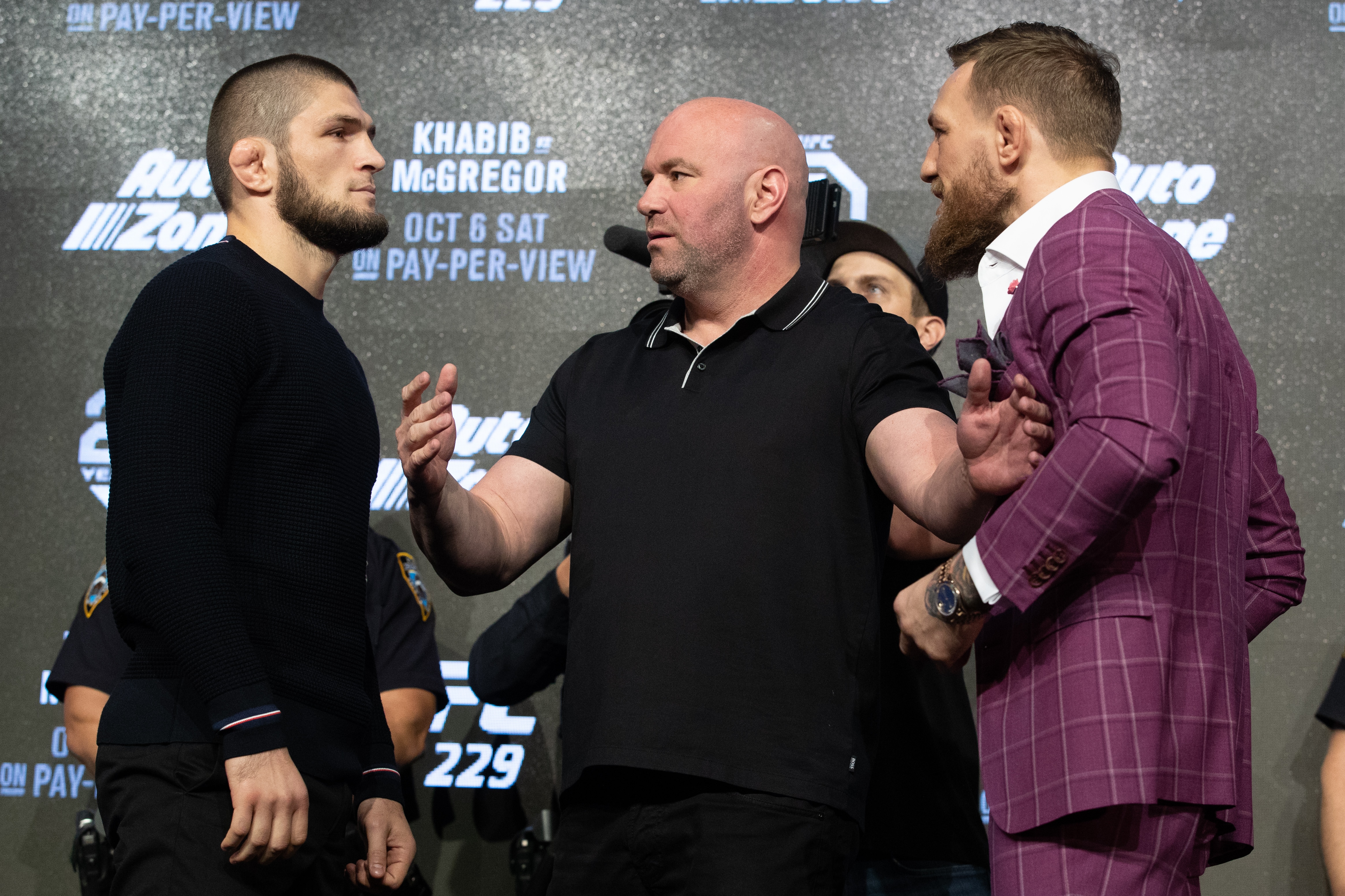 Conor Mcgregor Goes Berserk On C T Khabib Nurmagomedov At Ufc 229 Presser Bleacher Report Latest News Videos And Highlights