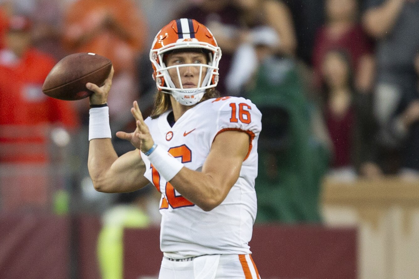 Dabo Swinney Made Right Risky Decision With Trevor Lawrence Over Kelly Bryant Bleacher Report Latest News Videos And Highlights