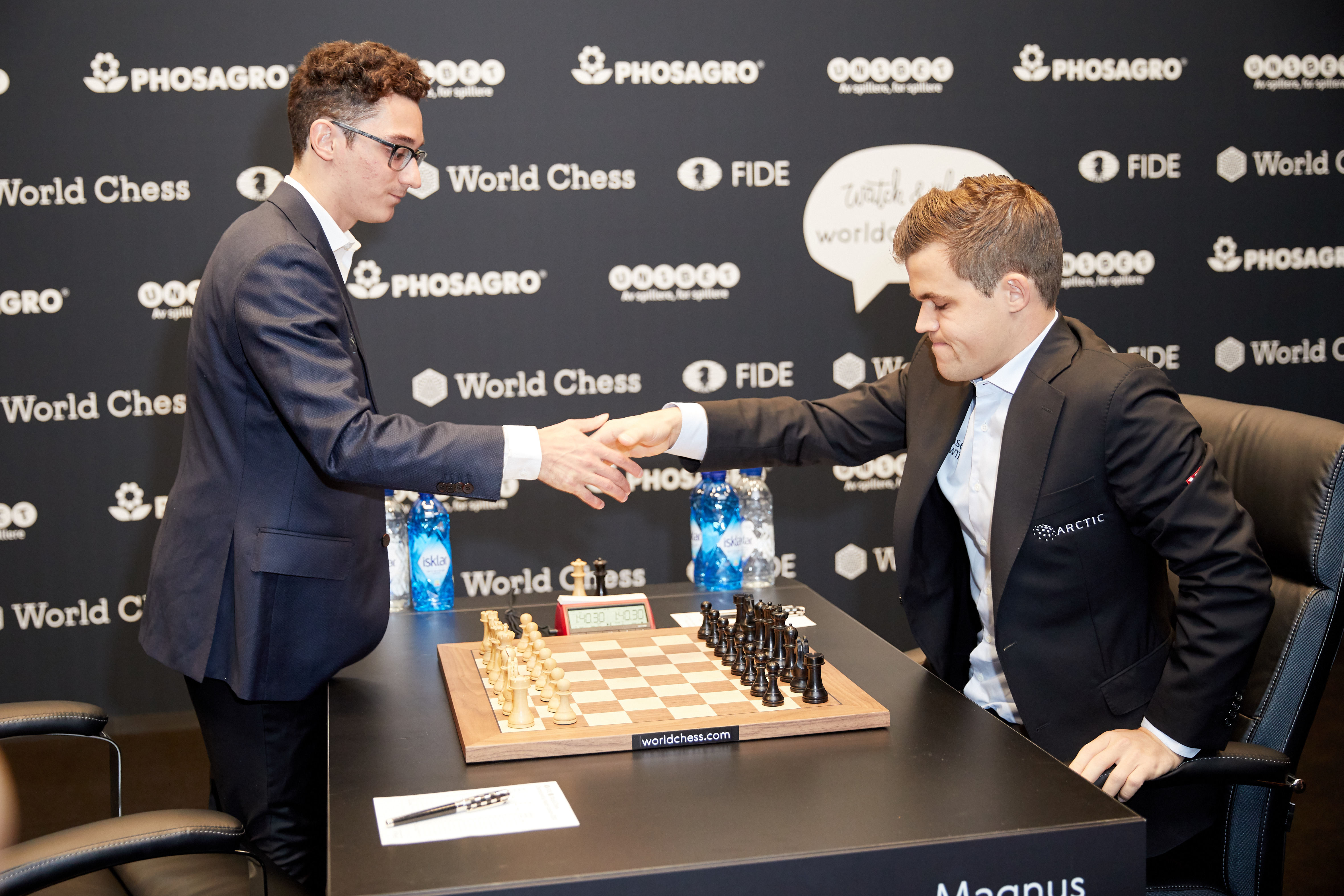 Magnus Carlsen Beats Fabiano Caruana Wins 550k At World Chess Championship Bleacher Report Latest News Videos And Highlights Fabiano caruana is an american grandmaster and one of the best chess players in the world. magnus carlsen beats fabiano caruana